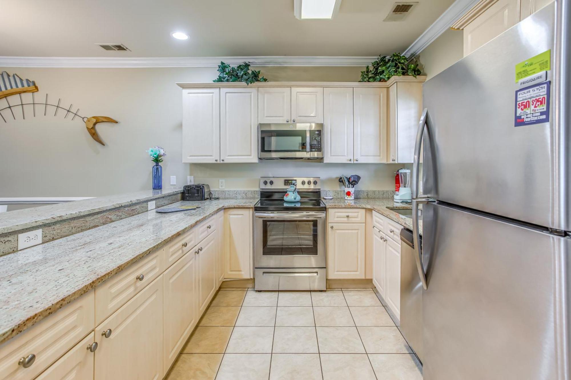 Apartment Vacation With Golf Course View Myrtle Beach