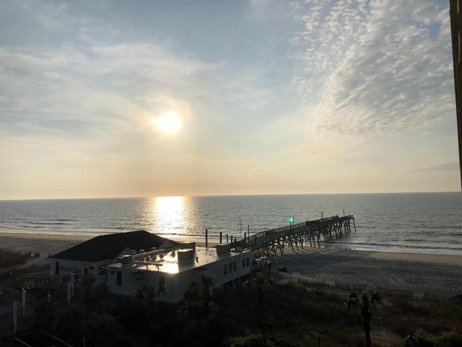 Newly Renovated Modern & Spacious Oceanview Myrtle Beach