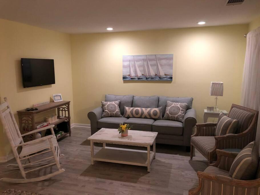 Newly Renovated Modern & Spacious Oceanview Myrtle Beach