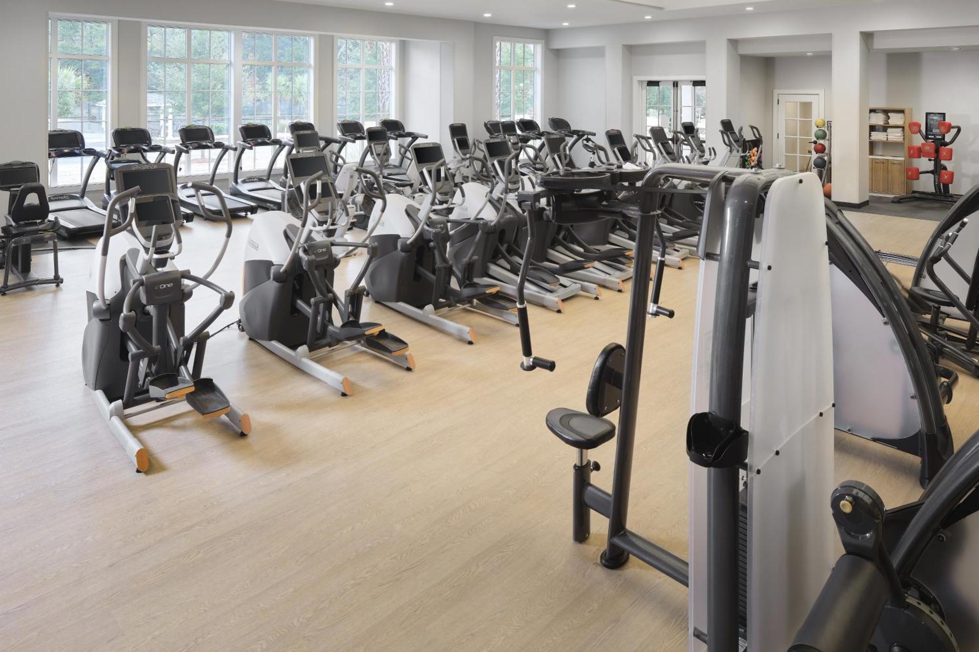 Apartment Ocean View Condo, 1405 South Hampton, Full Access!! *