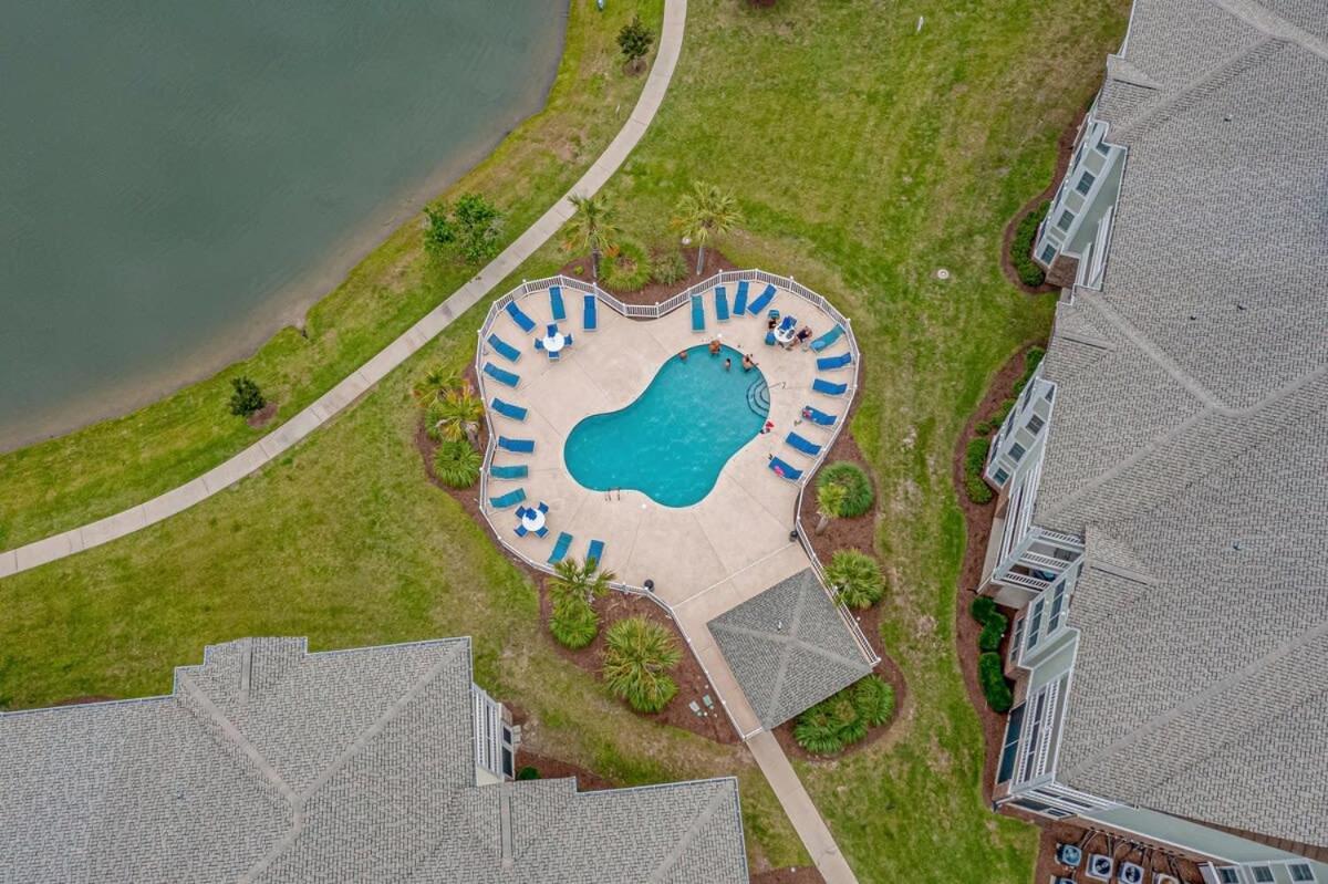 Holiday home Pond View Natural Light Short Drive To Ocean