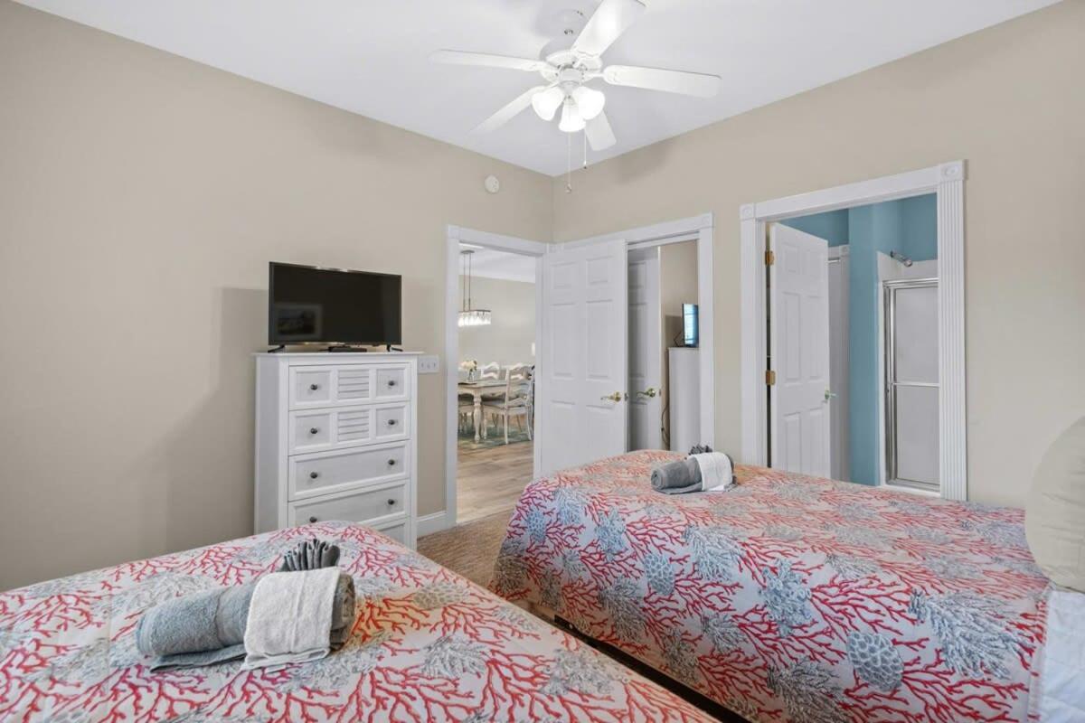 Holiday home Pond View Natural Light Short Drive To Ocean Myrtle Beach