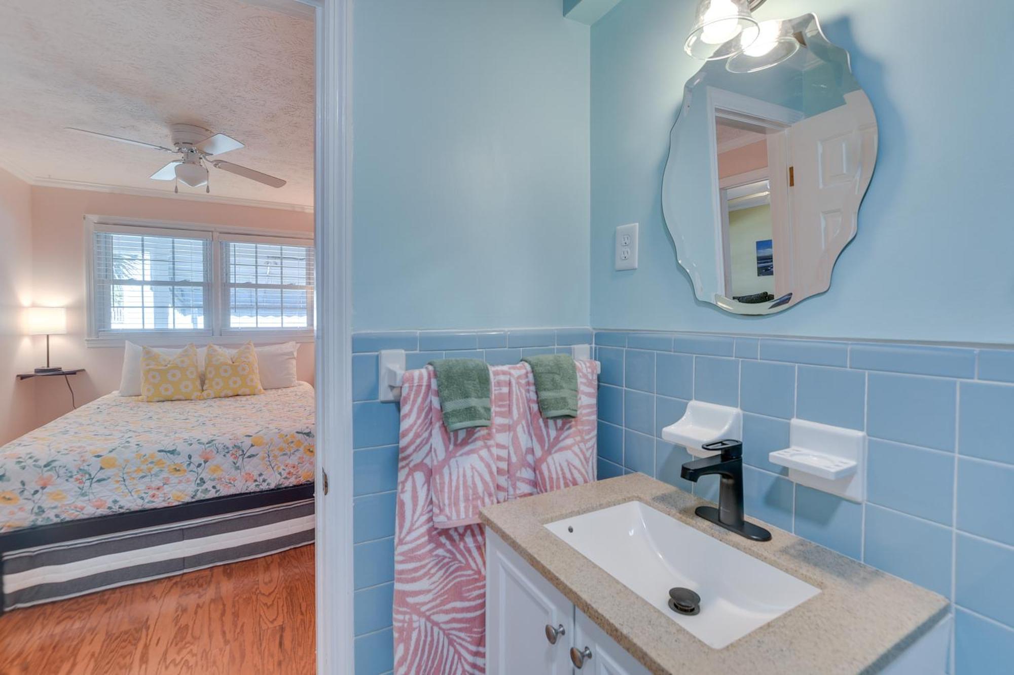 Apartment North Myrtle Steps To Ocean!