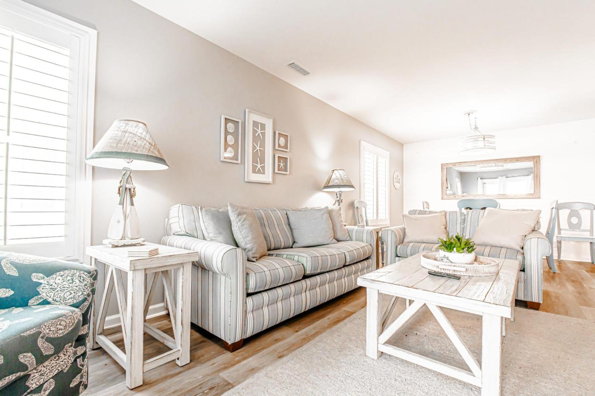Holiday home Oceanfront And Modern Location On Ocean Blvd W Pool