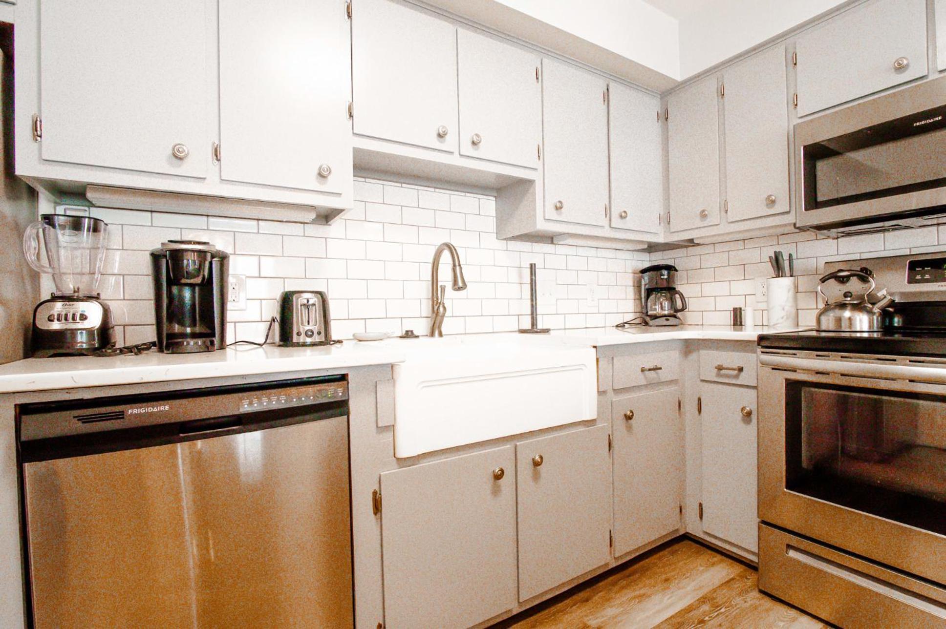 Oceanfront And Modern Location On Ocean Blvd W Pool Holiday home *