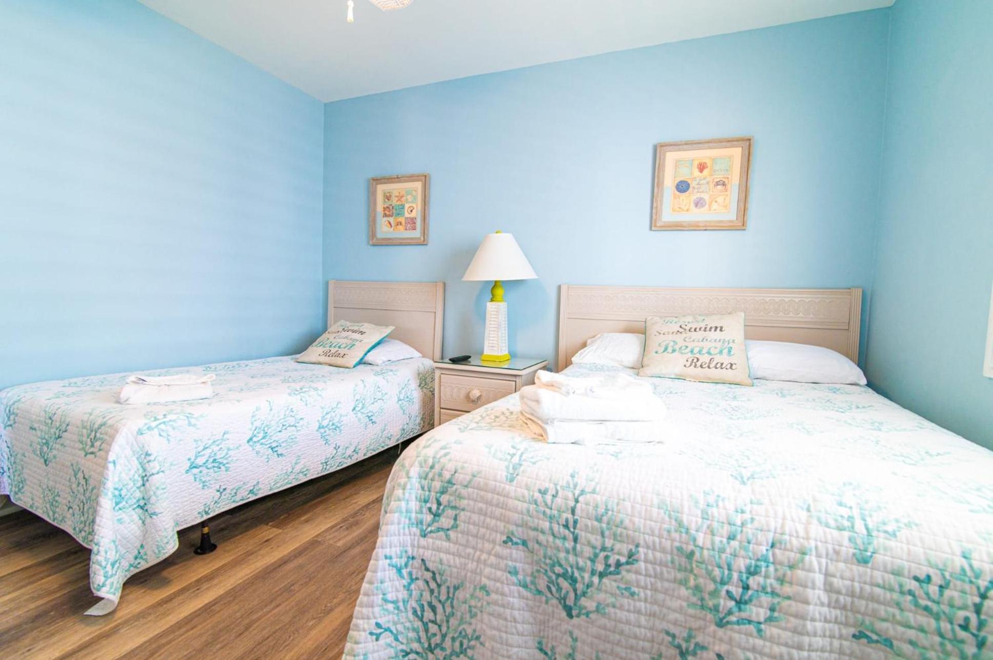 Holiday home Oceanfront And Modern Location On Ocean Blvd W Pool