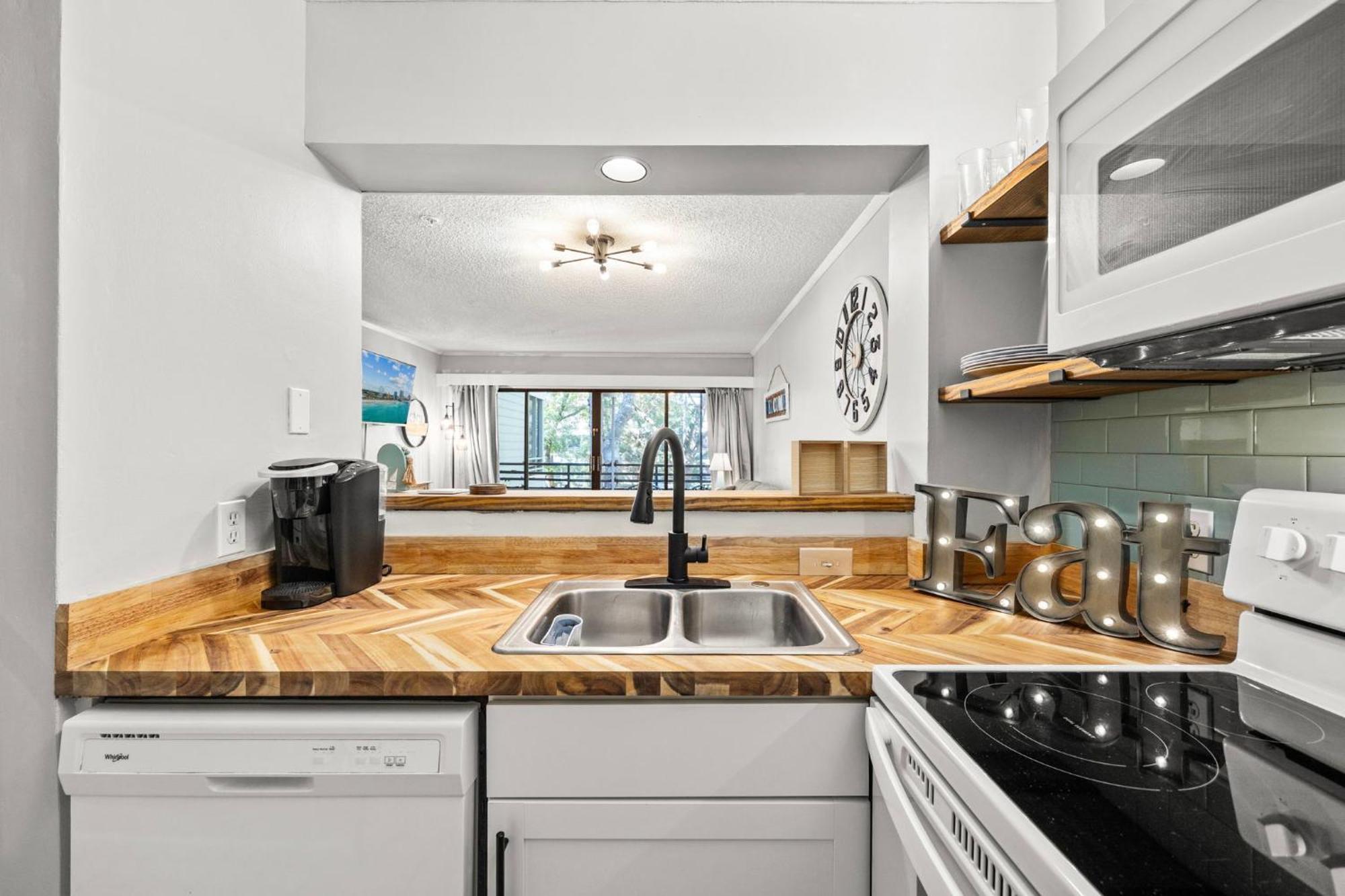 Ocean Creek 2208 Apartment