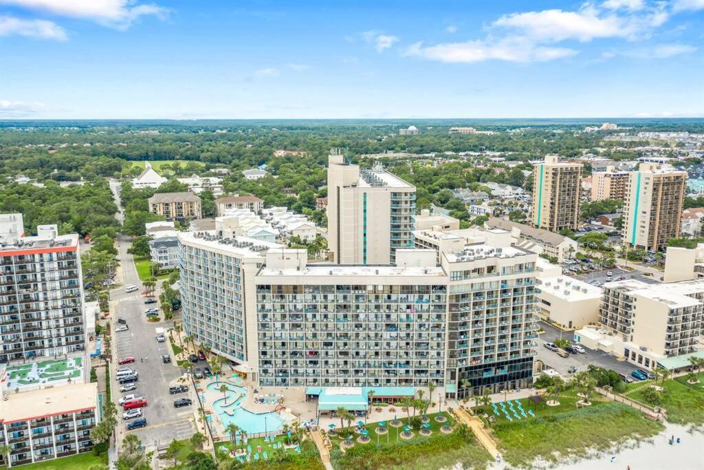 Apartment *updated Family Escape*pools, Hot Tubs, *