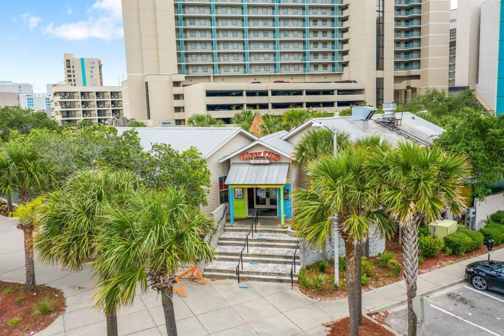 Apartment *updated Family Escape*pools, Hot Tubs,