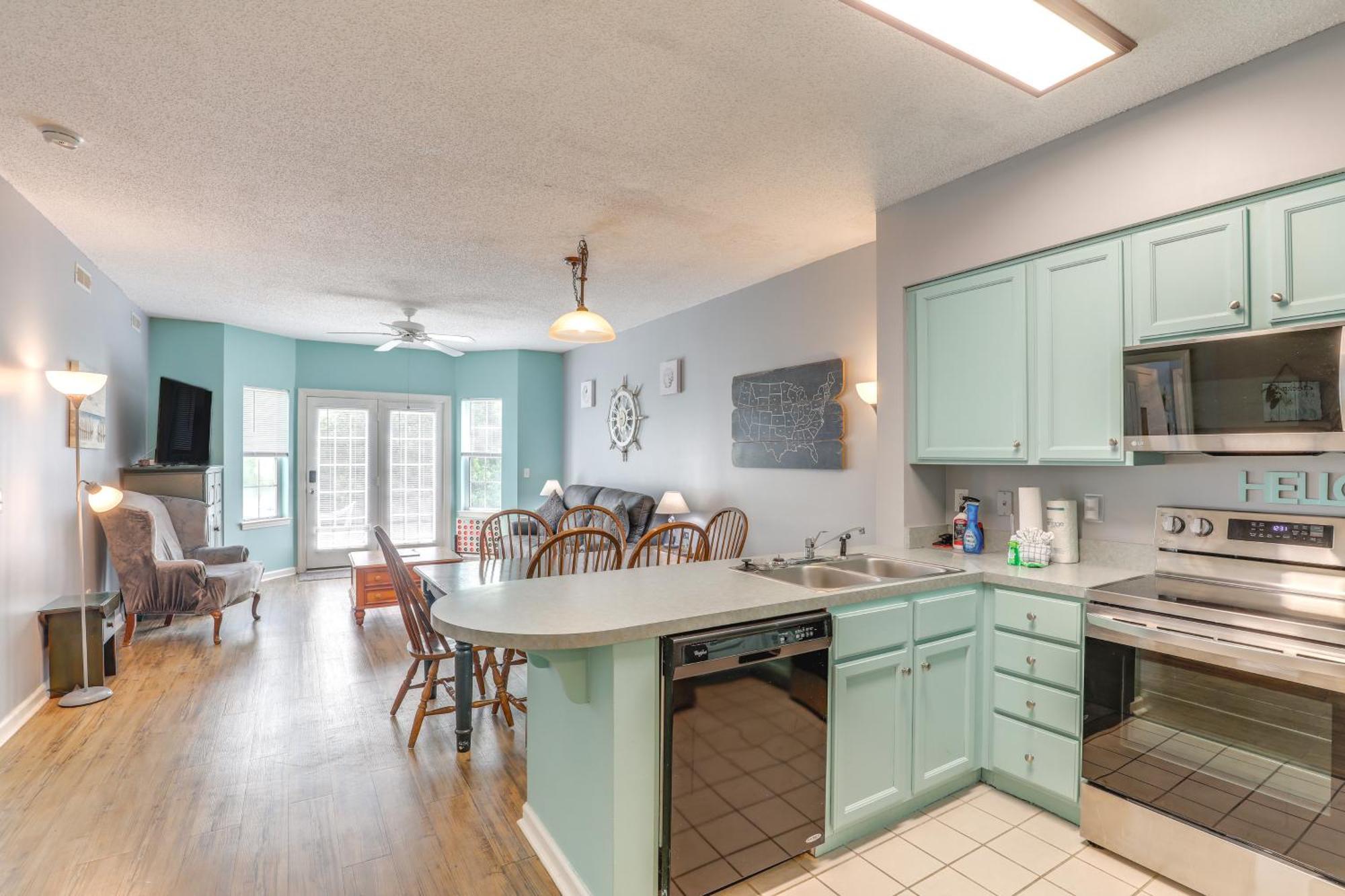 Apartment Cozy Myrtle 10 Mi To Beach! Myrtle Beach