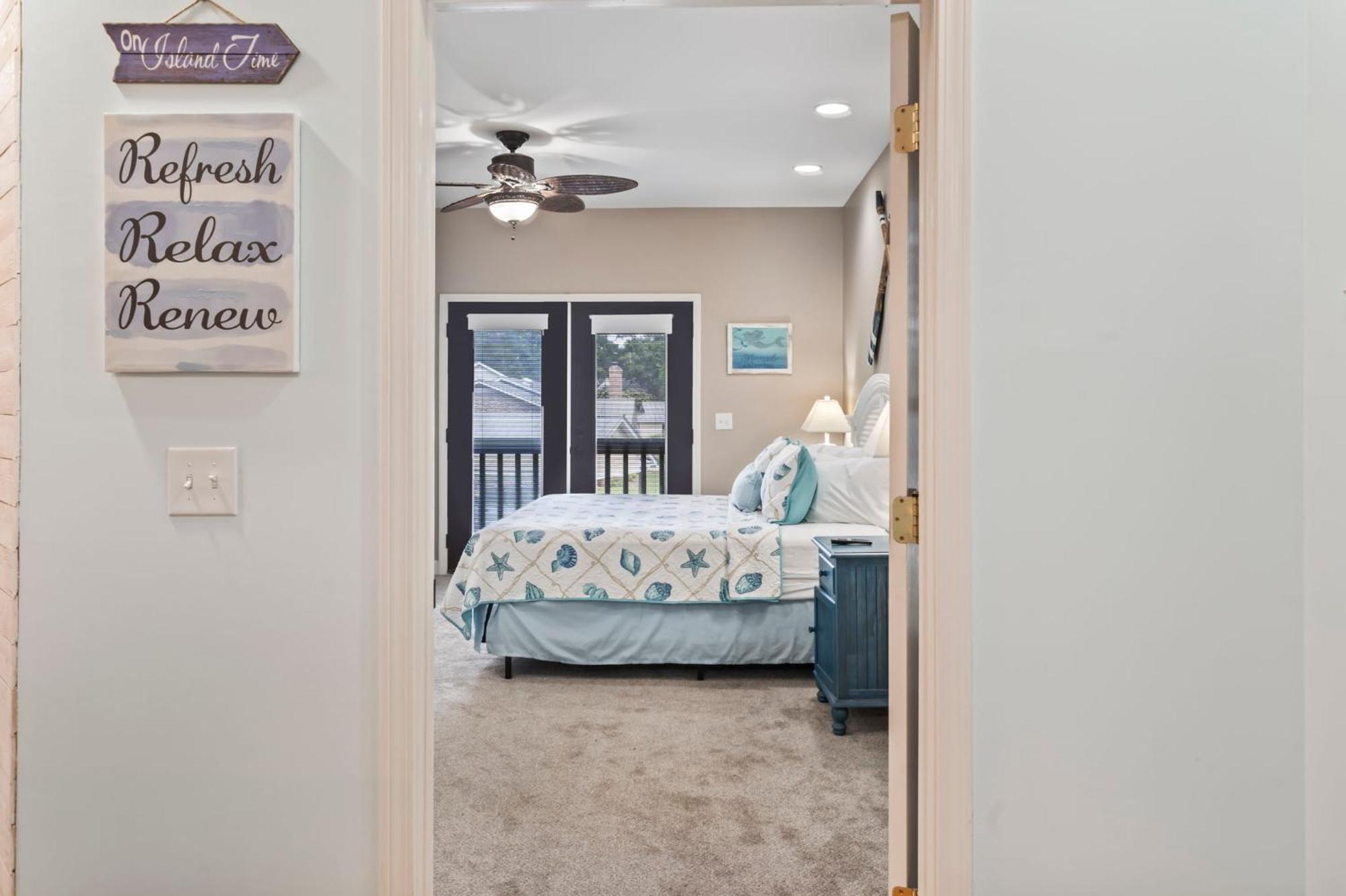 Spectacular House! Arcade Games & Hot Tub! Sleeps 12! Myrtle Beach