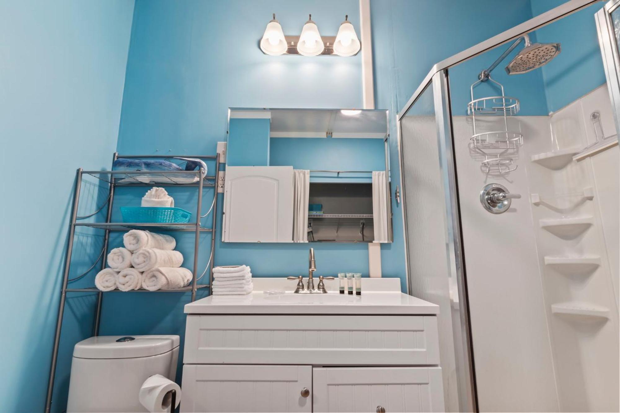 Holiday home Spectacular House! Arcade Games & Hot Tub! Sleeps 12! *