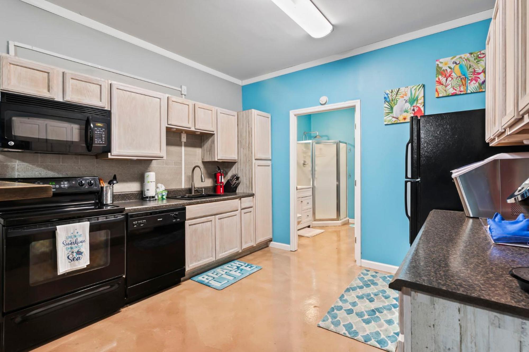 Spectacular House! Arcade Games & Hot Tub! Sleeps 12! * Myrtle Beach