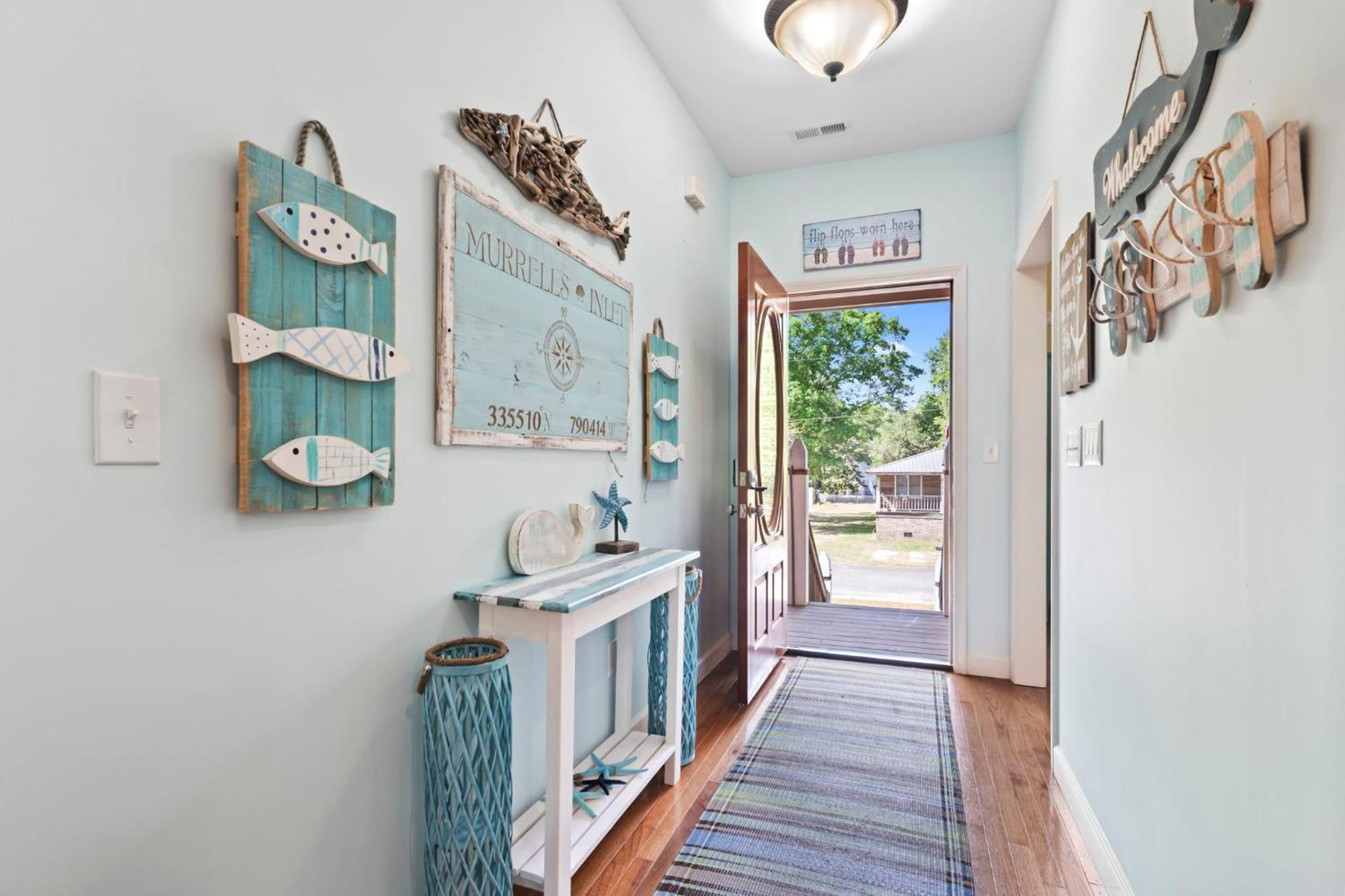 Spectacular House! Arcade Games & Hot Tub! Sleeps 12! * Myrtle Beach