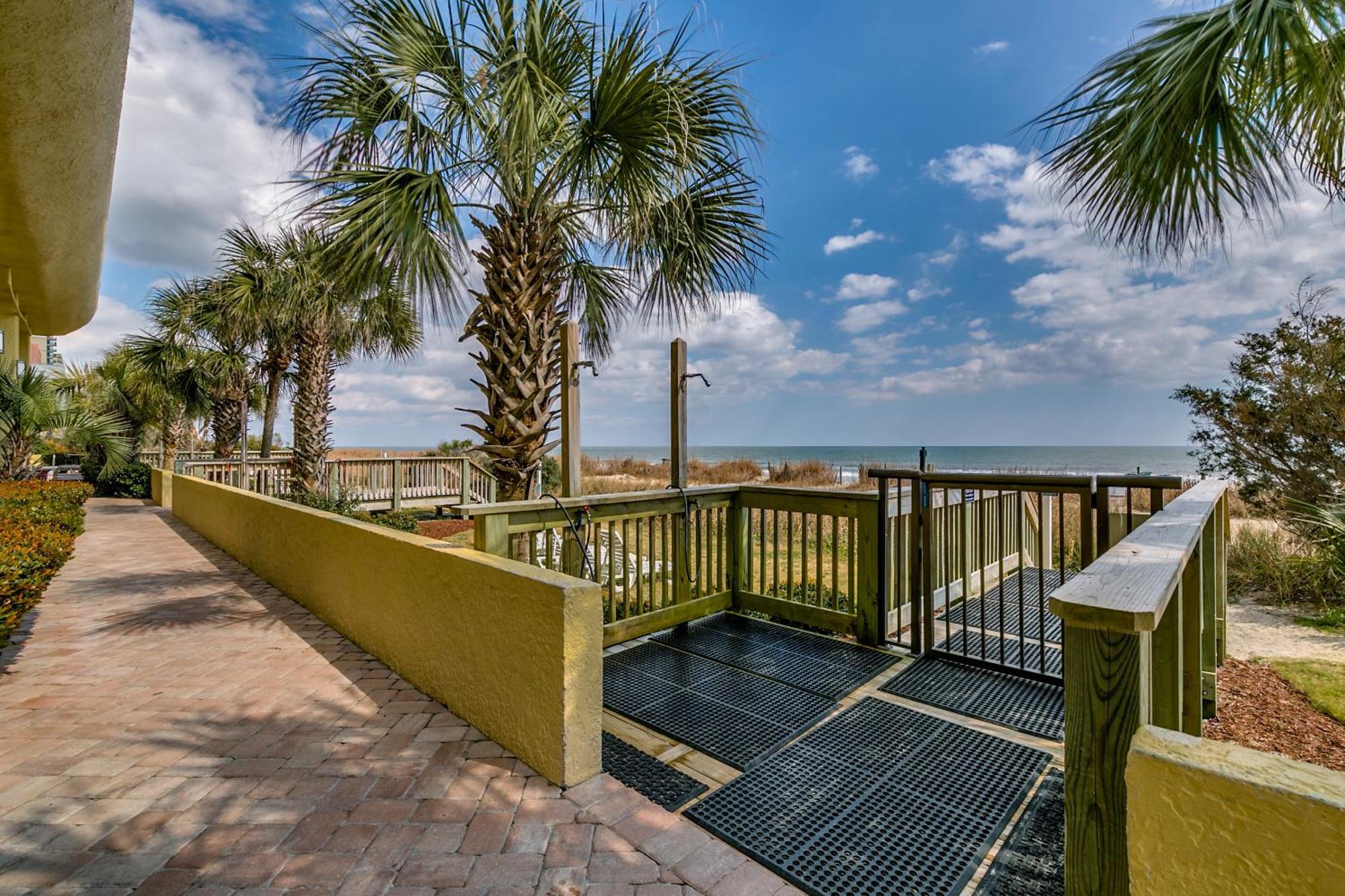 Apartment Compass Cove Upgraded Oceanfront Sleeps 4