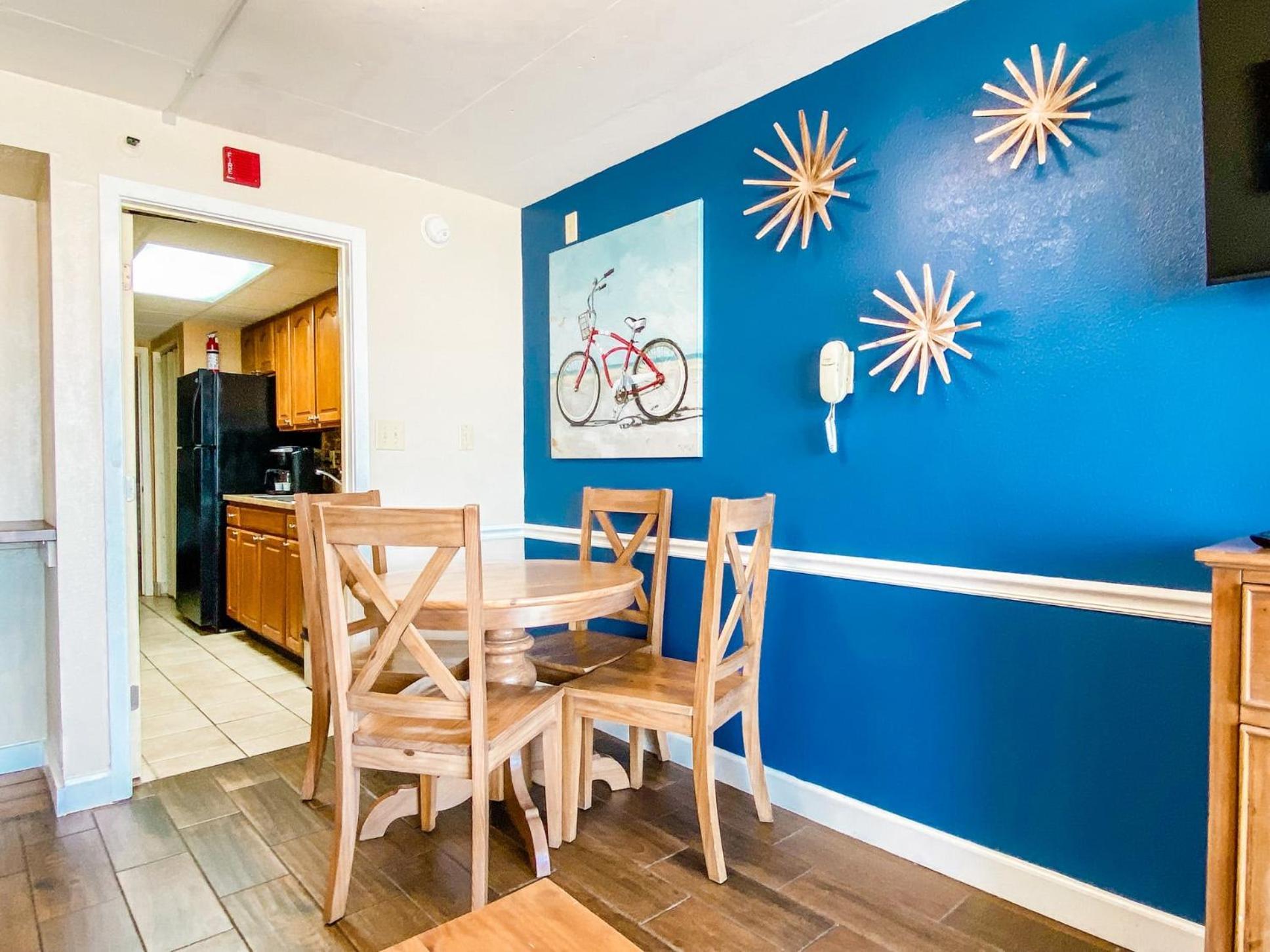 Oceanfront Modern W Lazy River Near Boardwalk Holiday home Myrtle Beach