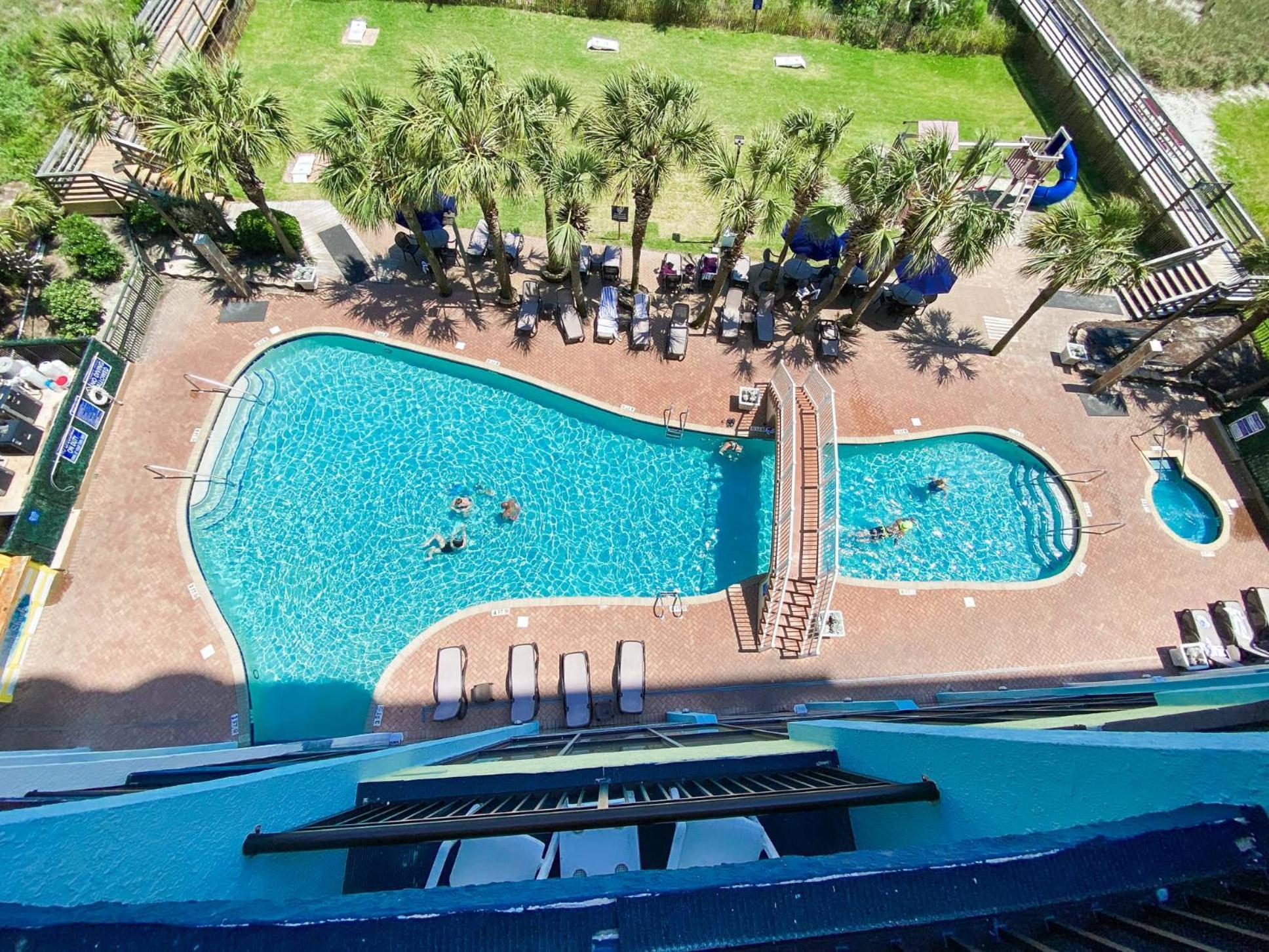 Oceanfront Modern W Lazy River Near Boardwalk Holiday home