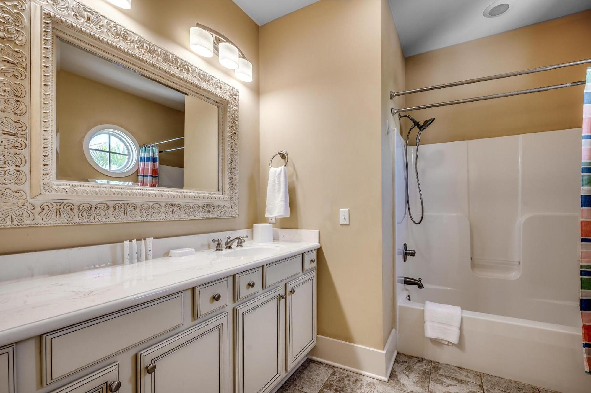 4828 Cantor Ct Holiday home *