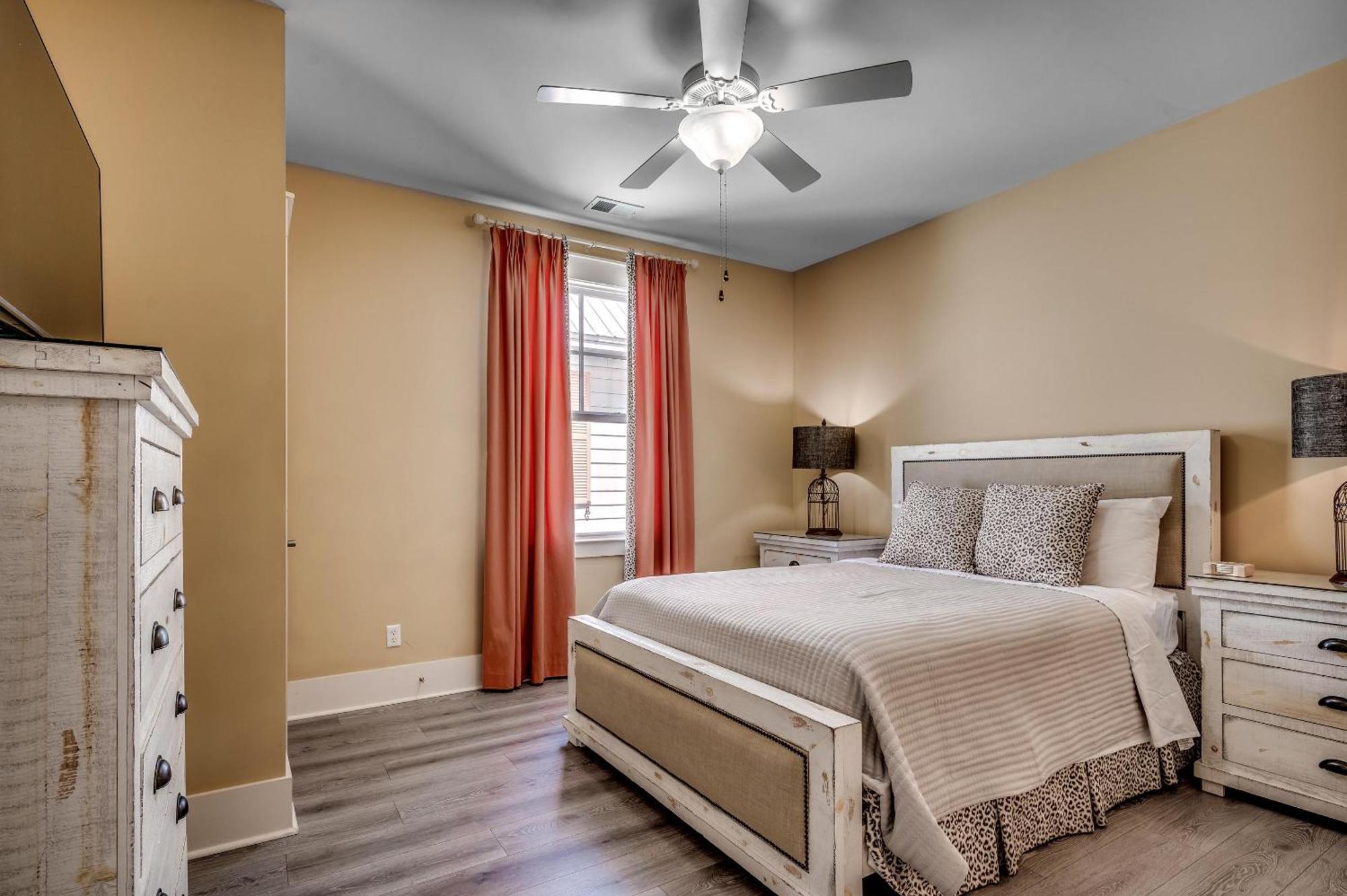 4828 Cantor Ct Holiday home