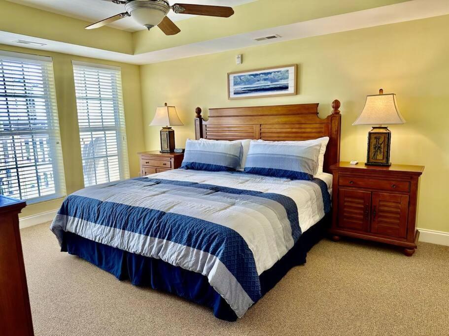 Apartment Oceanview Condo, 3b/3b, Floor, Pool, Greatview