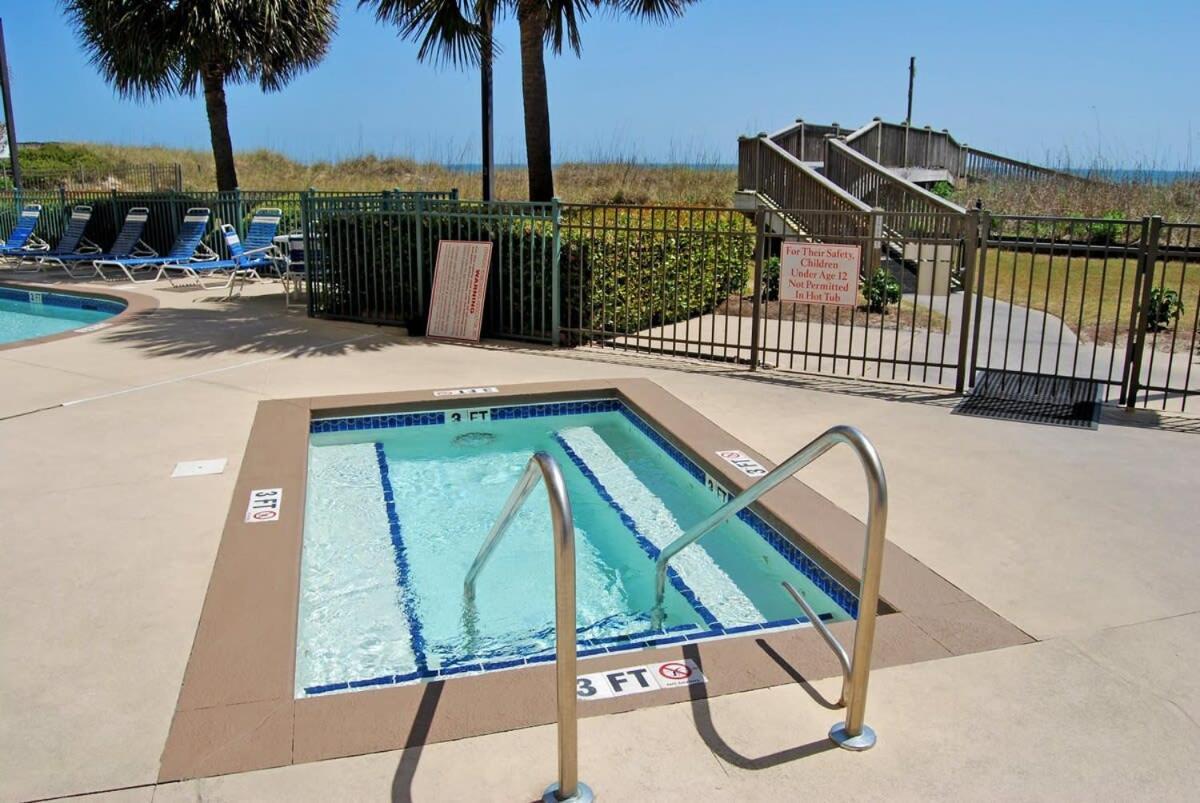 Holiday home The Blue Dune Oceanfront Huge Balcony W Lazy River *