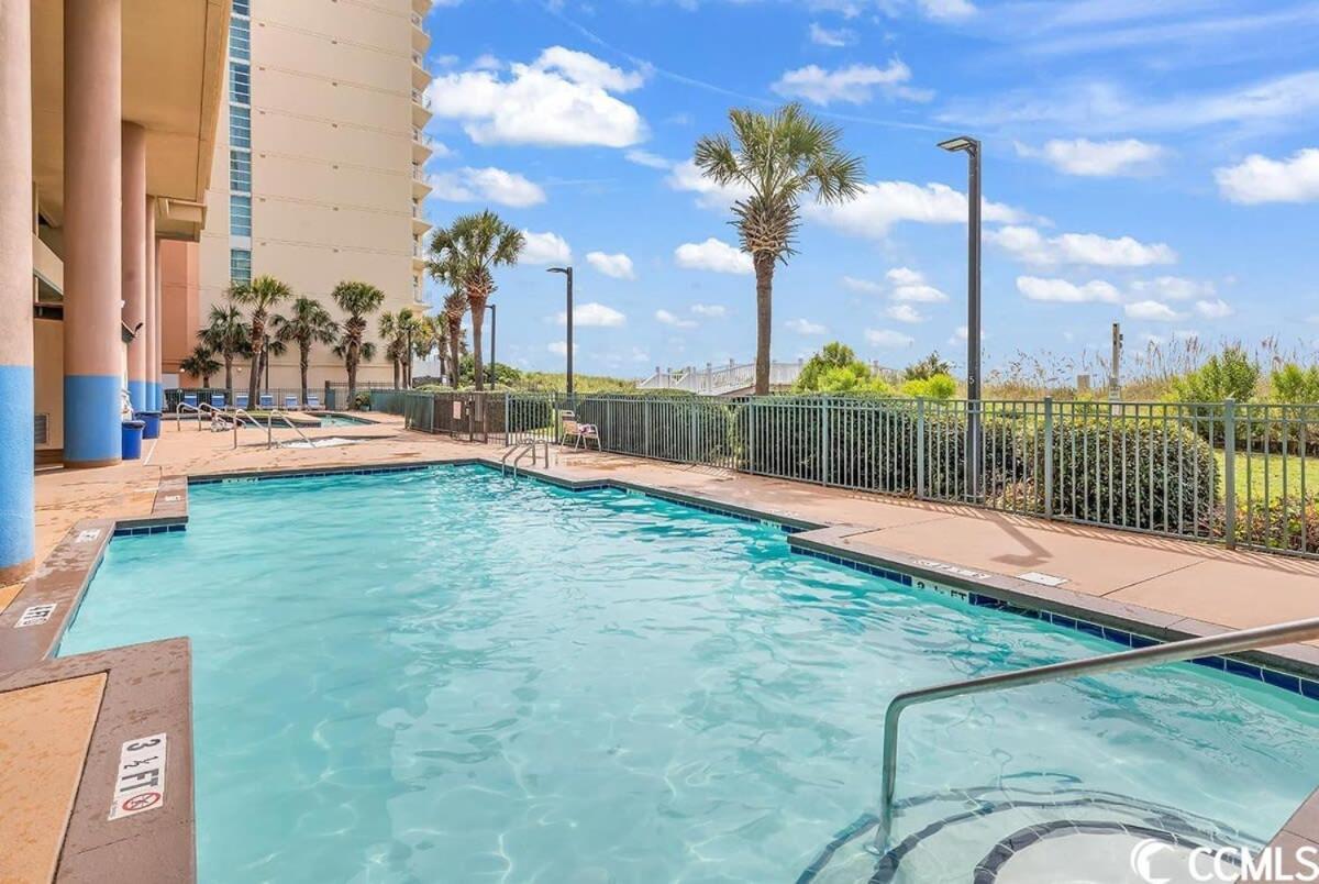 Holiday home The Blue Dune Oceanfront Huge Balcony W Lazy River *