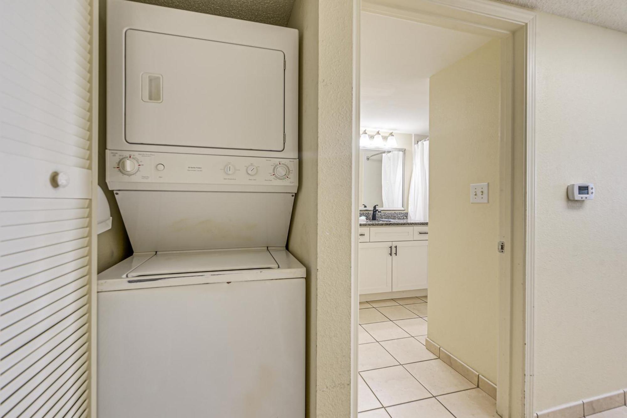 Apartment North Myrtle - Walk To Beach! Myrtle Beach