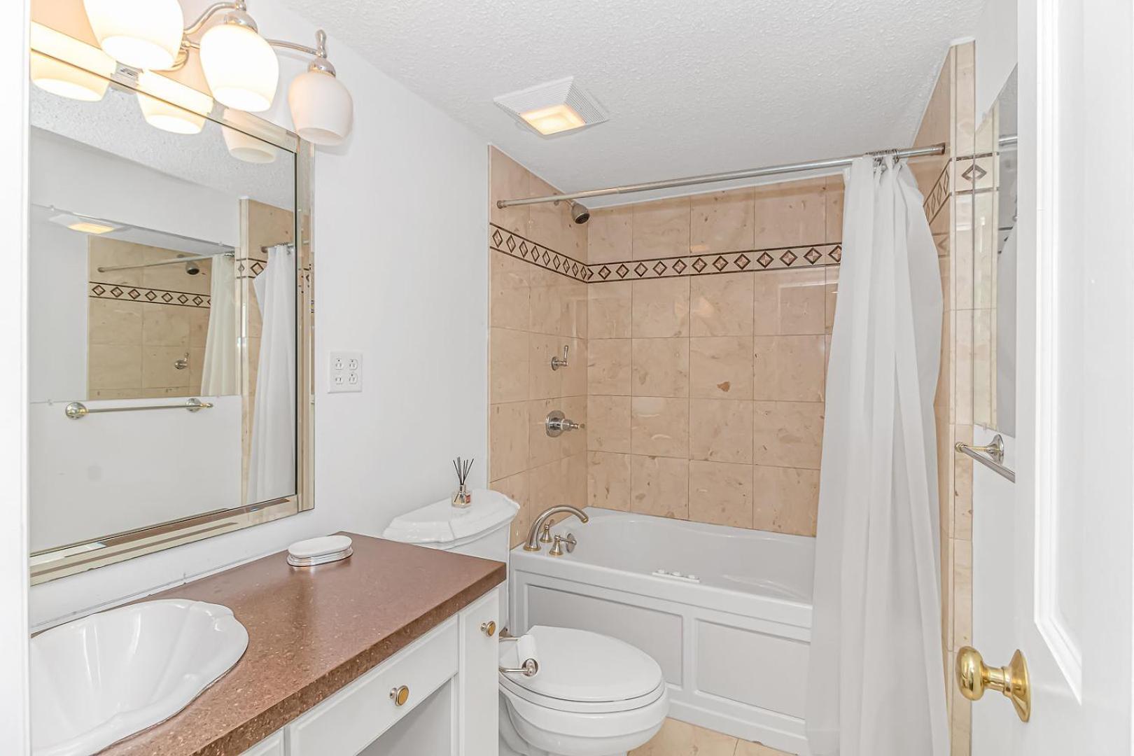 Breathtaking Penthouse At Towers! Stunning Views! Holiday home Myrtle Beach