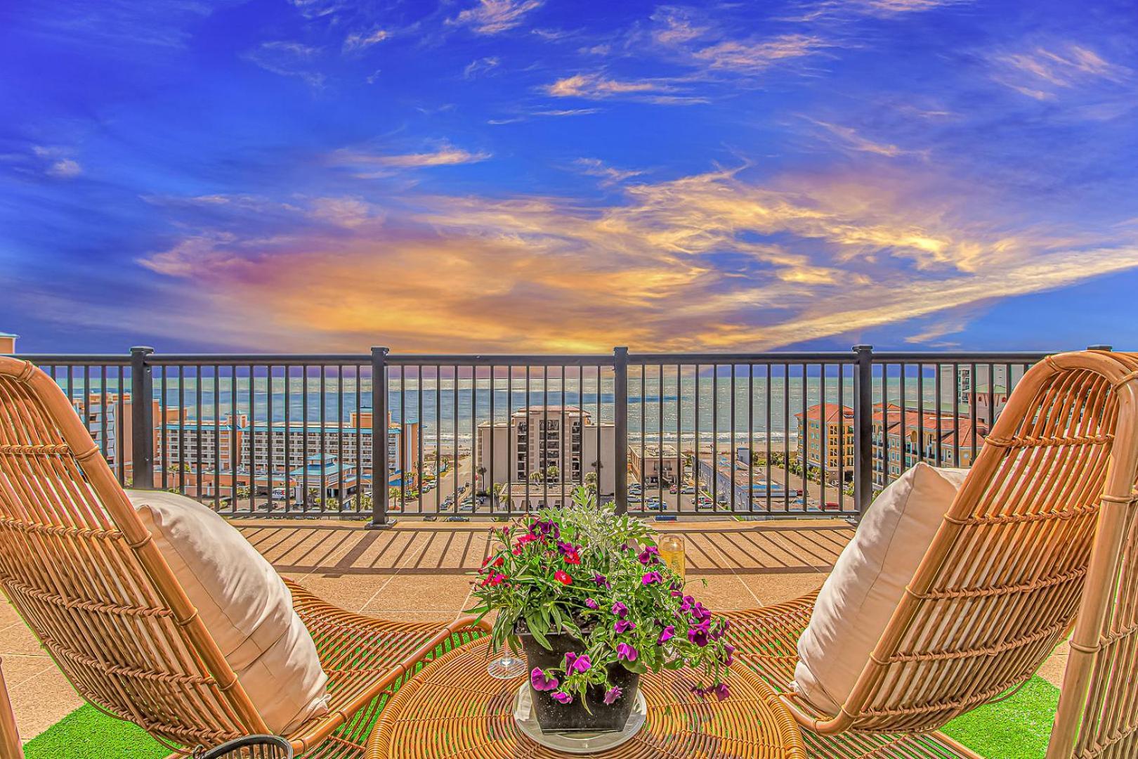 Holiday home Breathtaking Penthouse At Towers! Stunning Views! Myrtle Beach