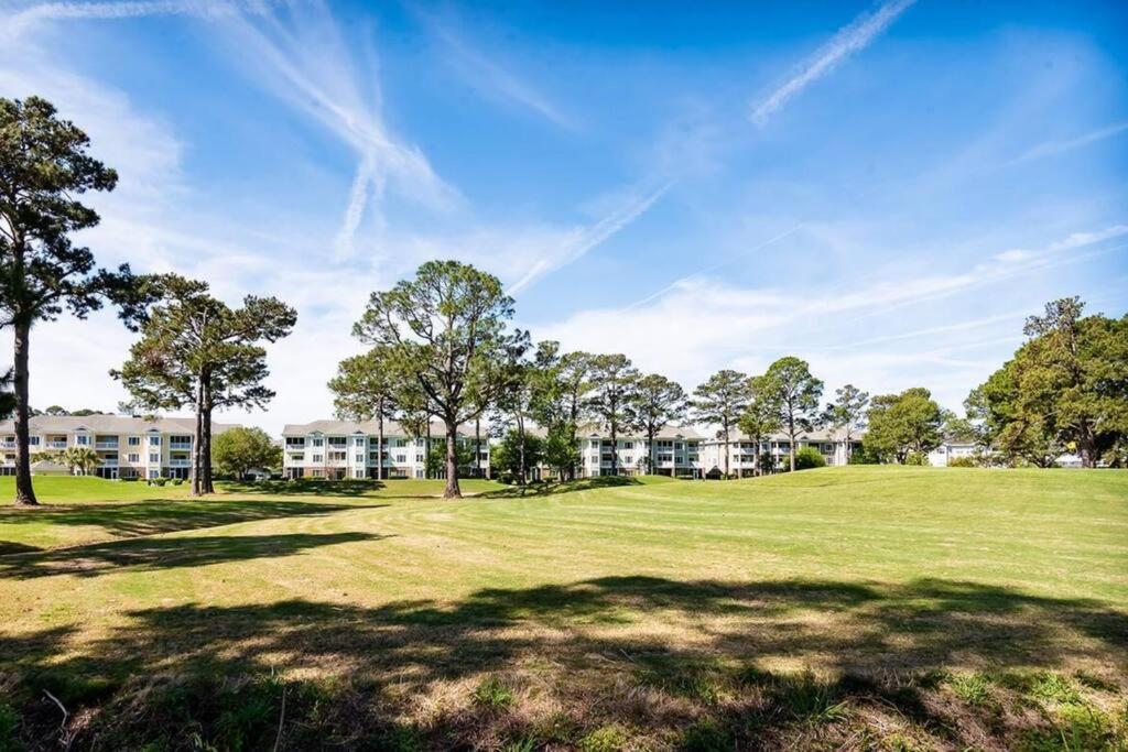 Holiday home Catch N' Relax - Golf Condo, Short Drive To Beach