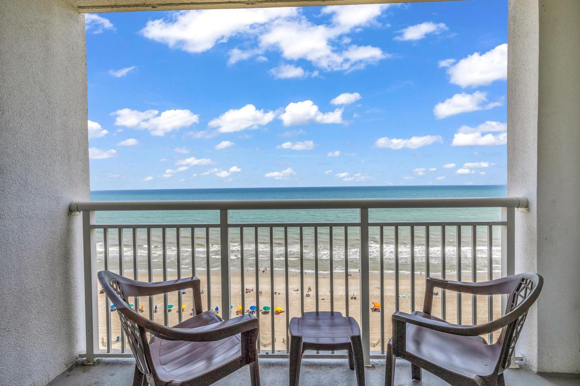 Aparthotel Oceanfront Camelot By The Sea Myrtle Beach
