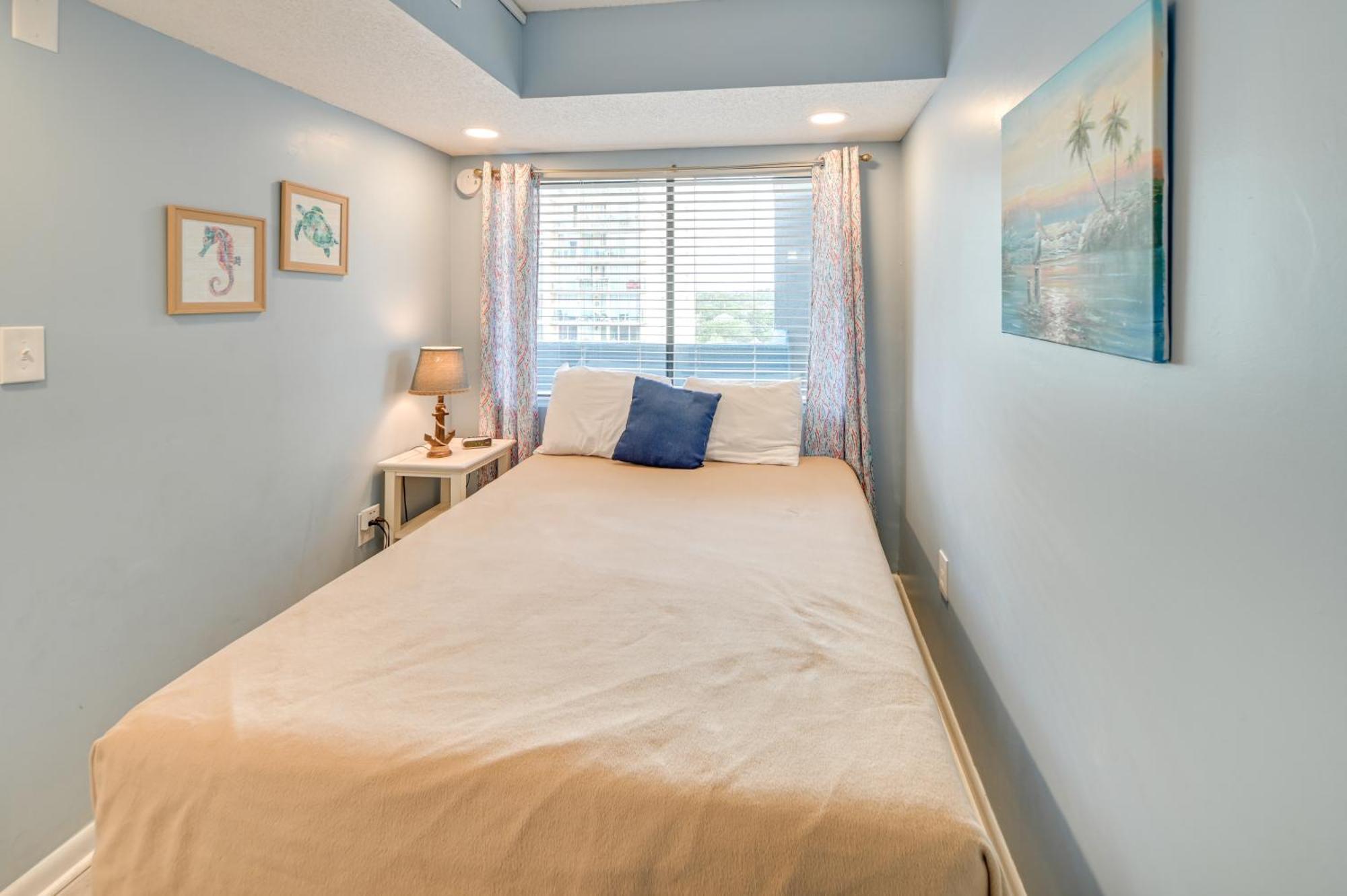 Cozy Coastal With Airy Oceanfront Balcony Myrtle Beach