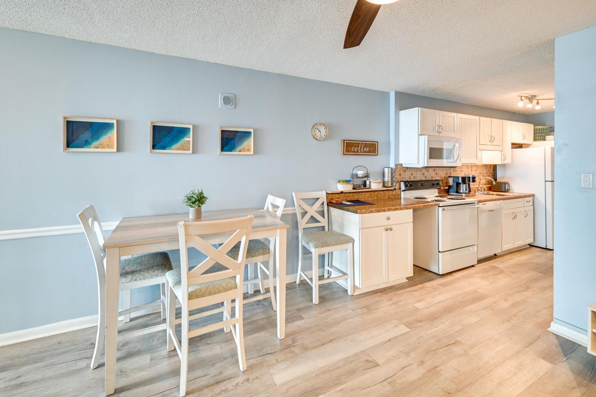 Cozy Coastal With Airy Oceanfront Balcony * Myrtle Beach