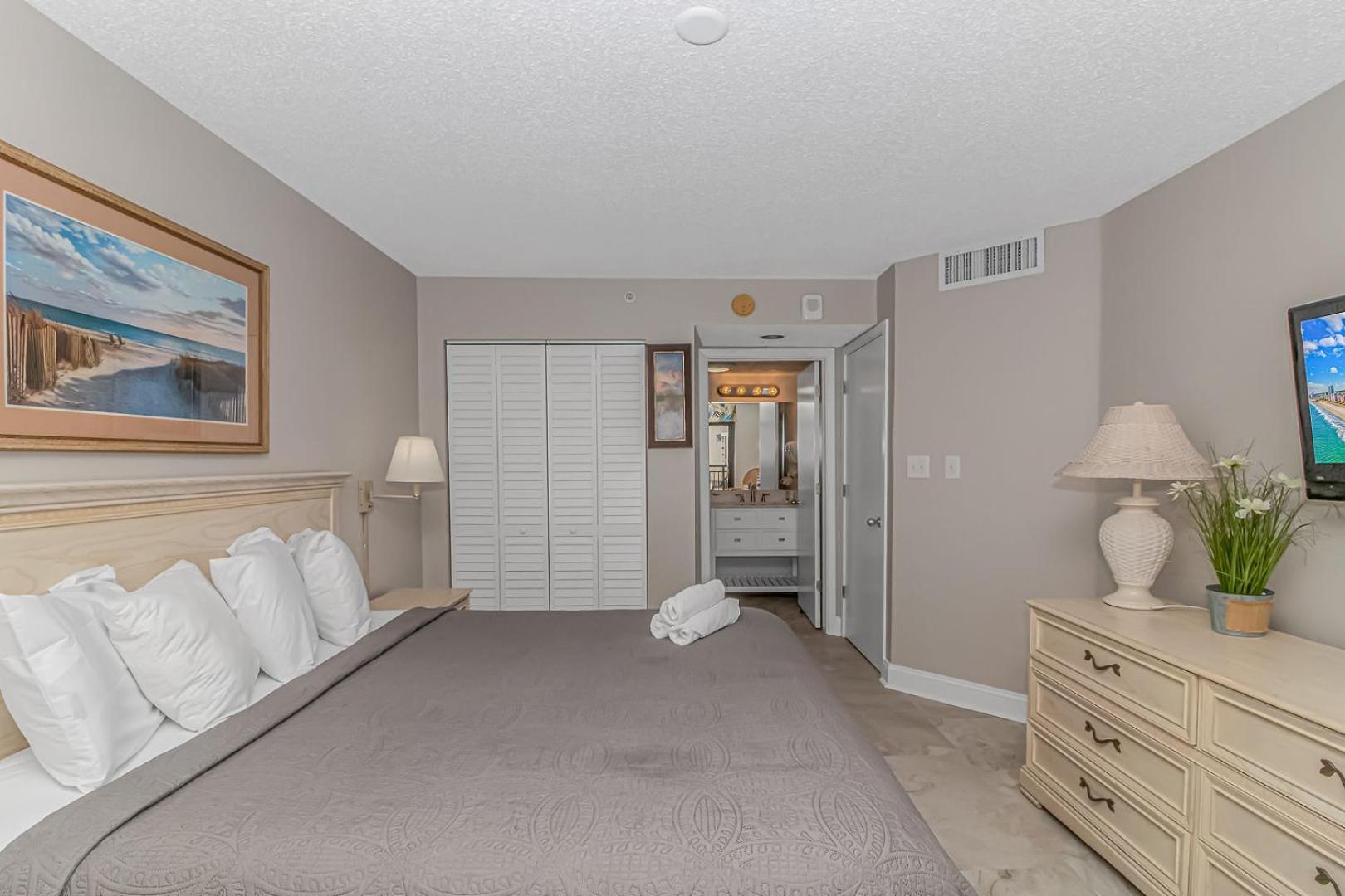 Oceanview 3br - Modern And Fun! - Dunes 603 Holiday home *