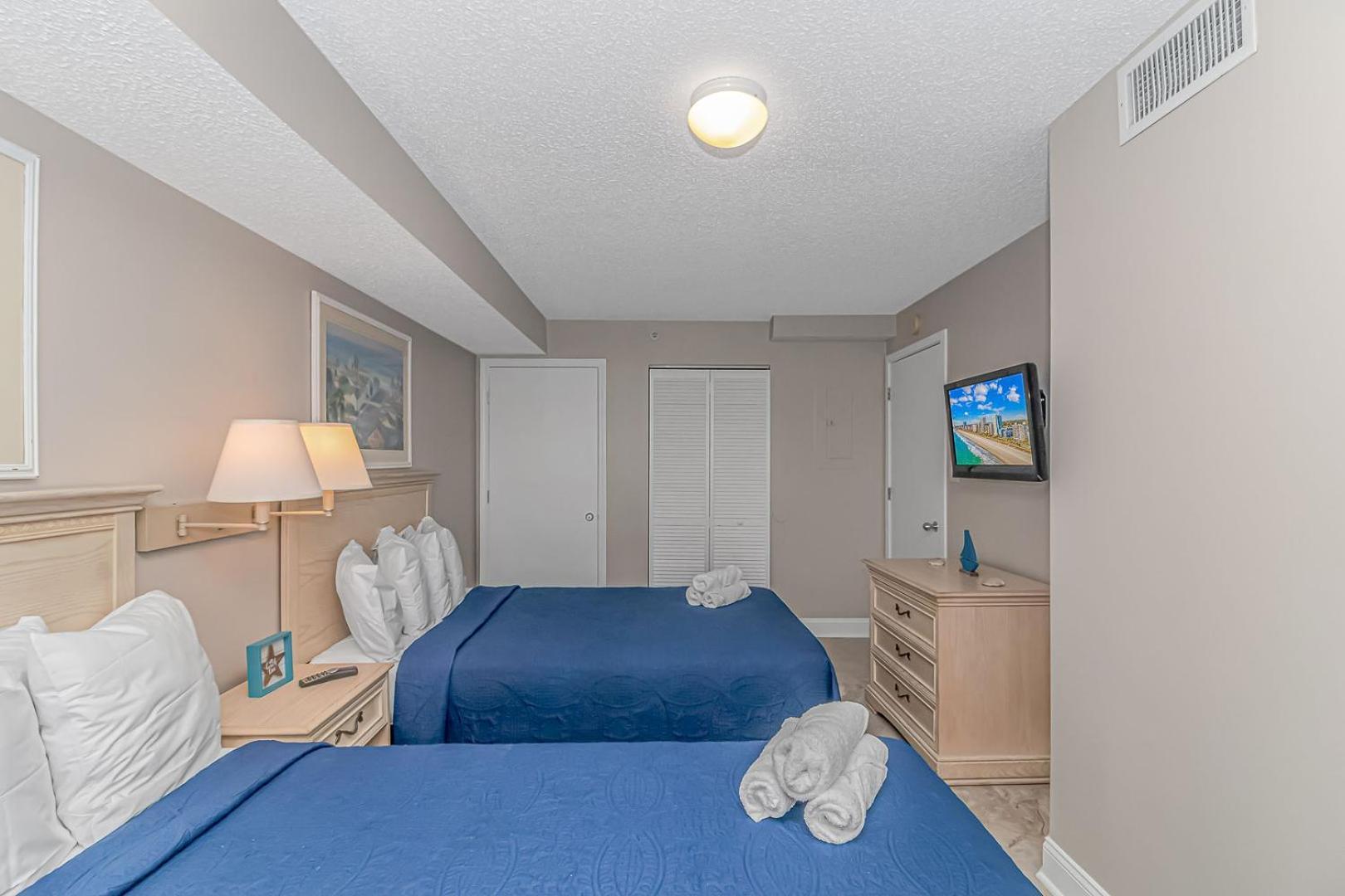 Oceanview 3br - Modern And Fun! - Dunes 603 Myrtle Beach