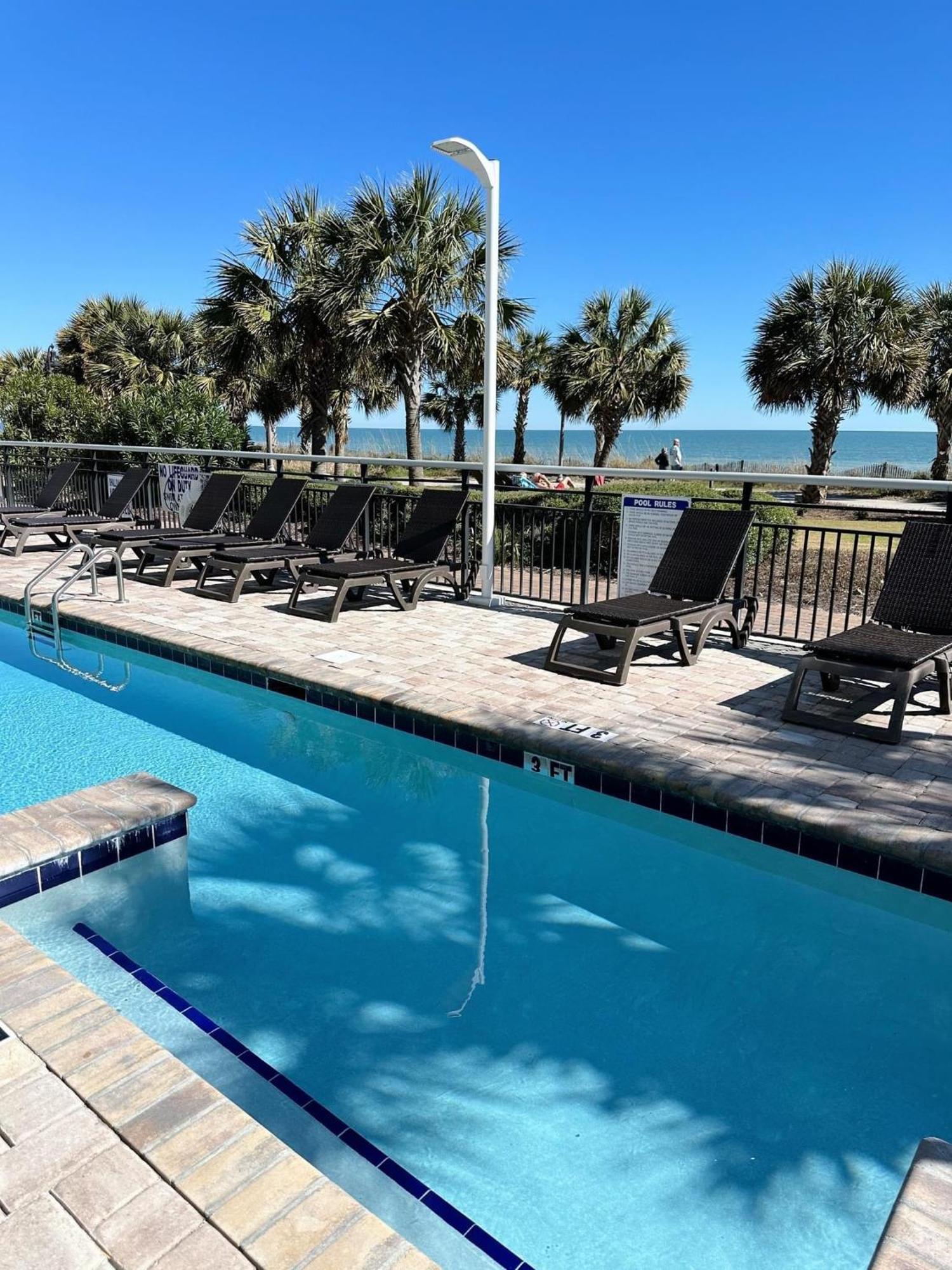 Bay View 1707 *