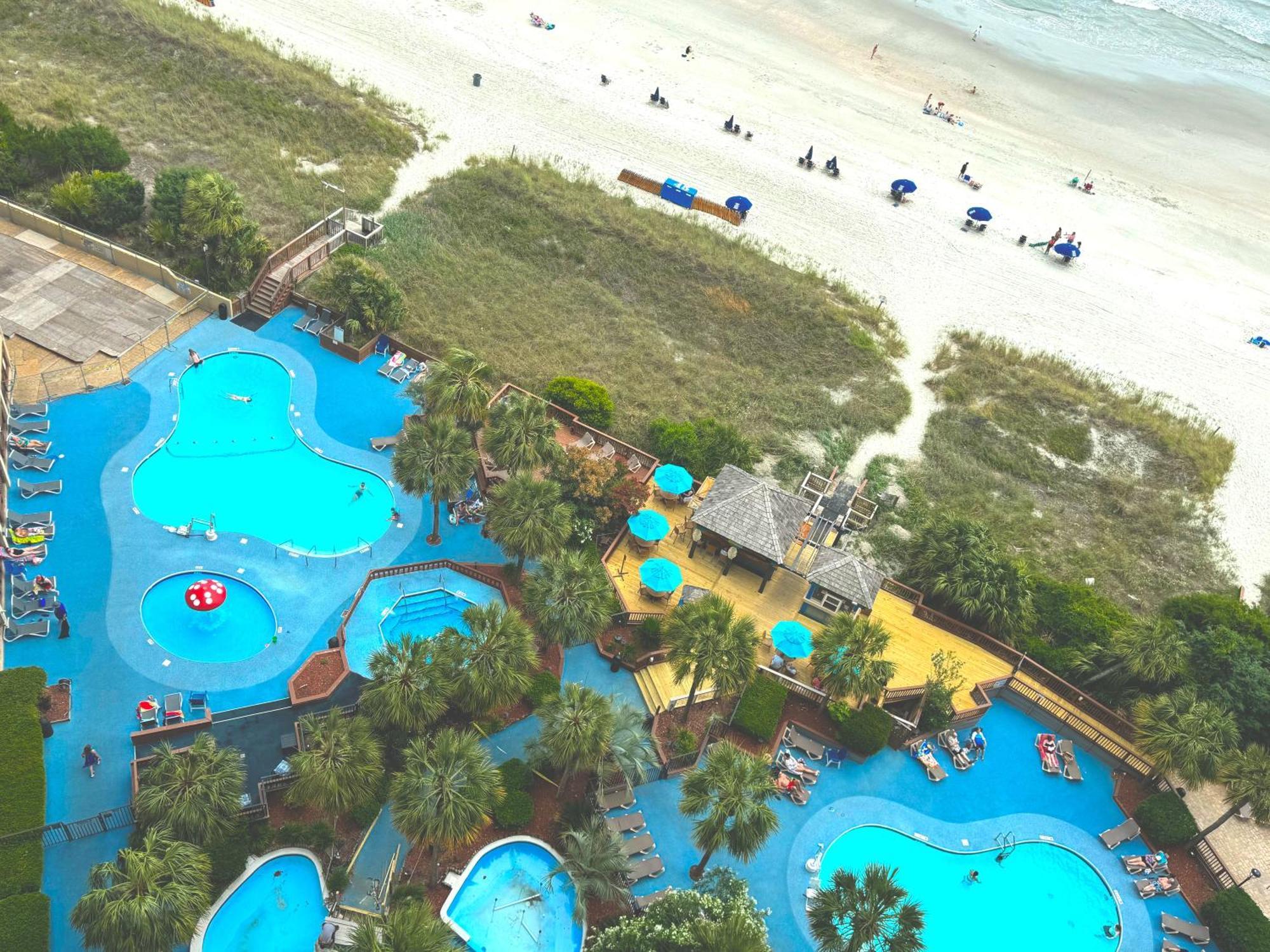 Oceanfront Balcony - Kitchen - Pools And Hot Tubs Holiday home