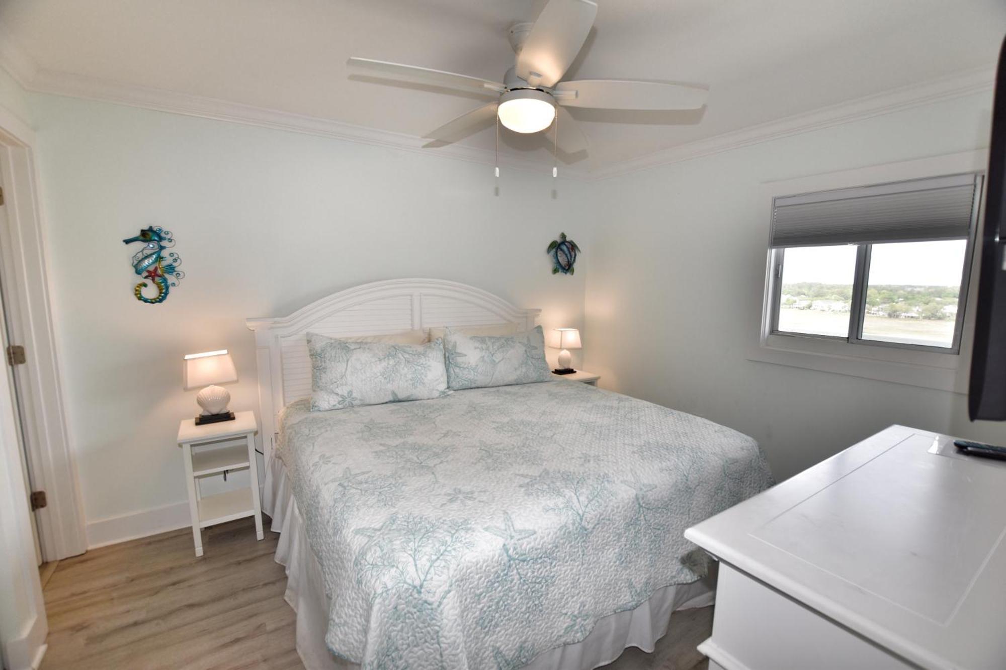 1109 Waters Edge Apartment *