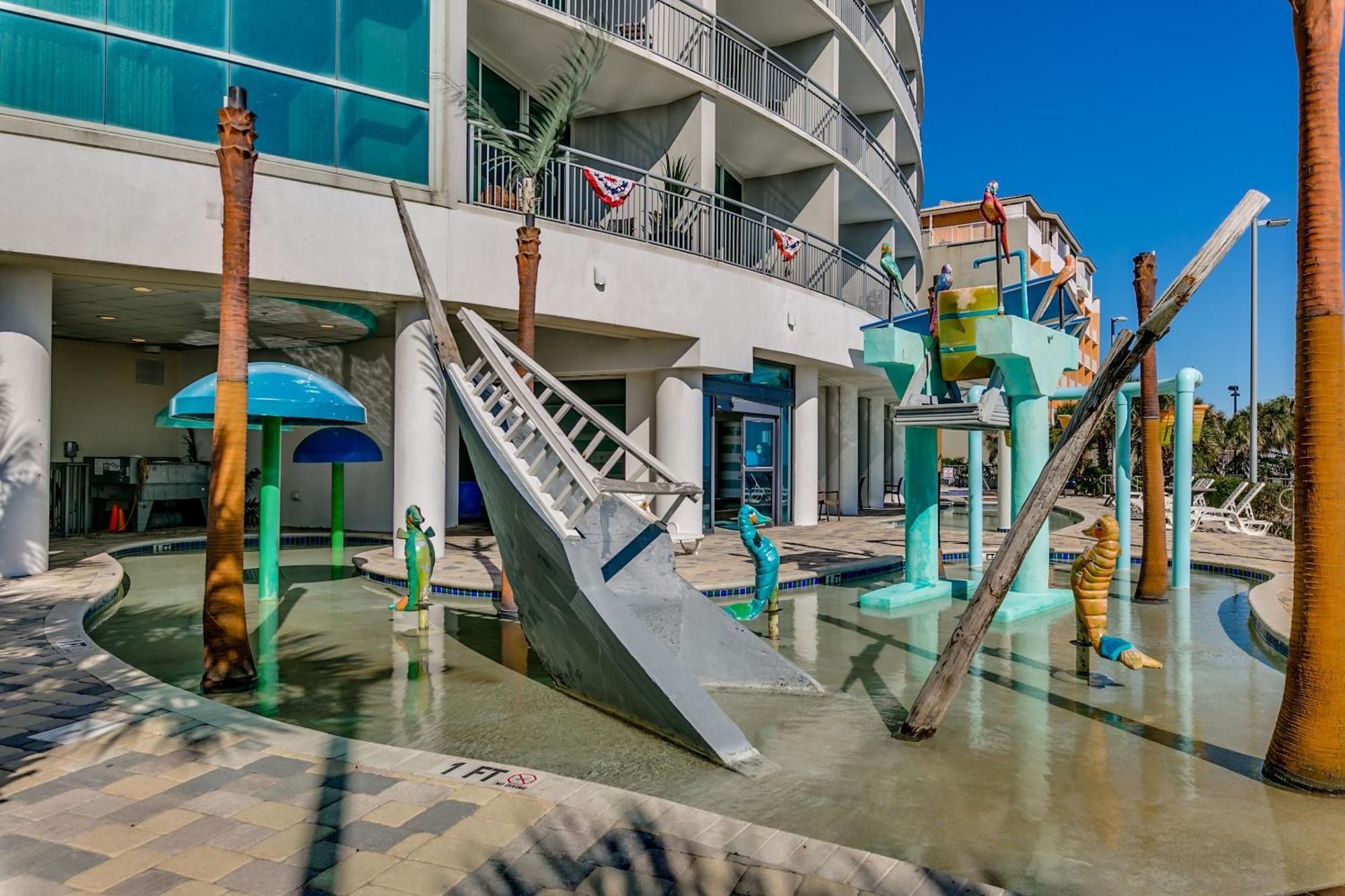 Stunning Oceanfront King On 18th Floor Centrally Located