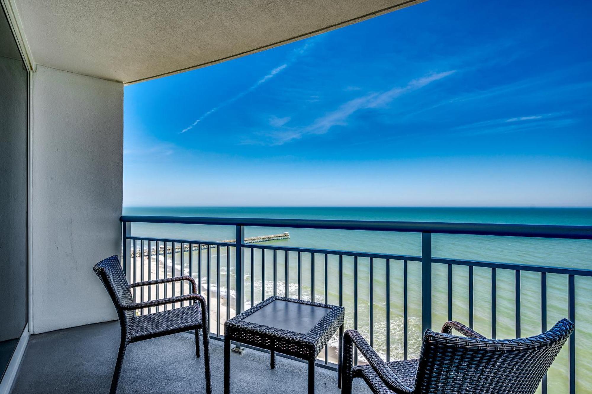 Stunning Oceanfront King On 18th Floor Centrally Located Apartment Myrtle Beach