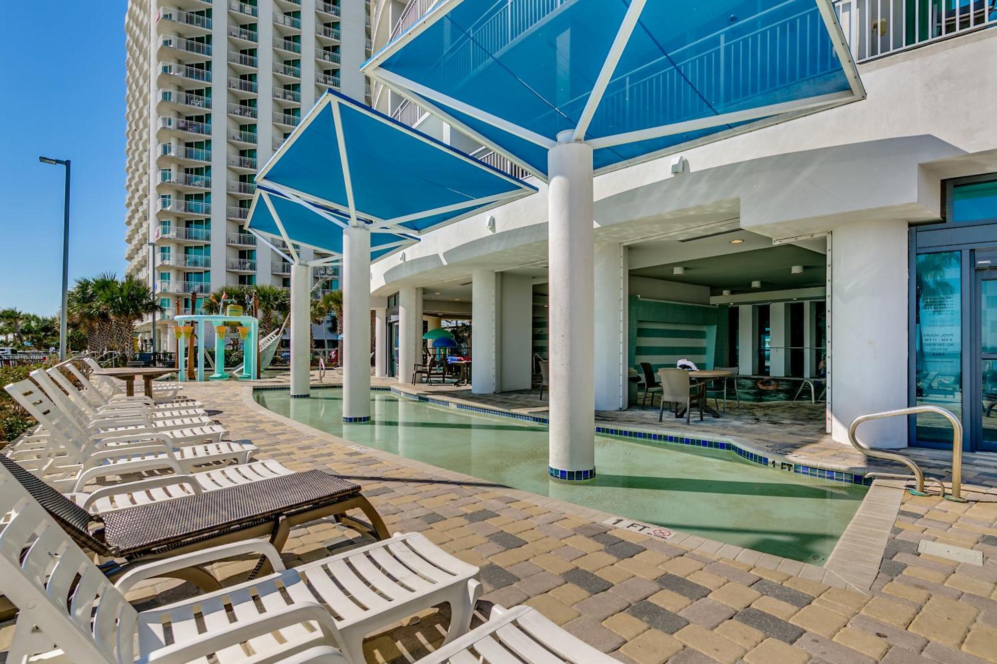 Apartment Stunning Oceanfront King On 18th Floor Centrally Located *