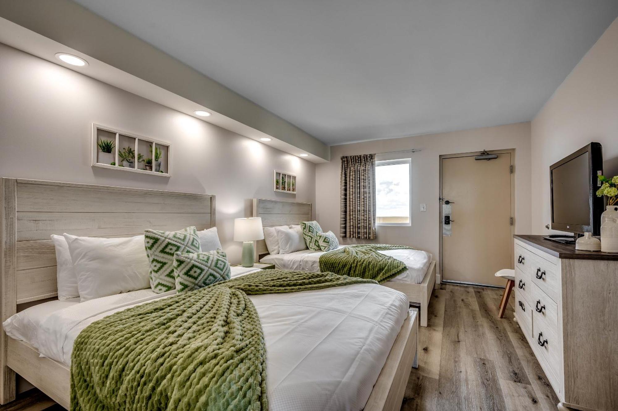 Newly Renovated Stylish For 6 Apartment Myrtle Beach