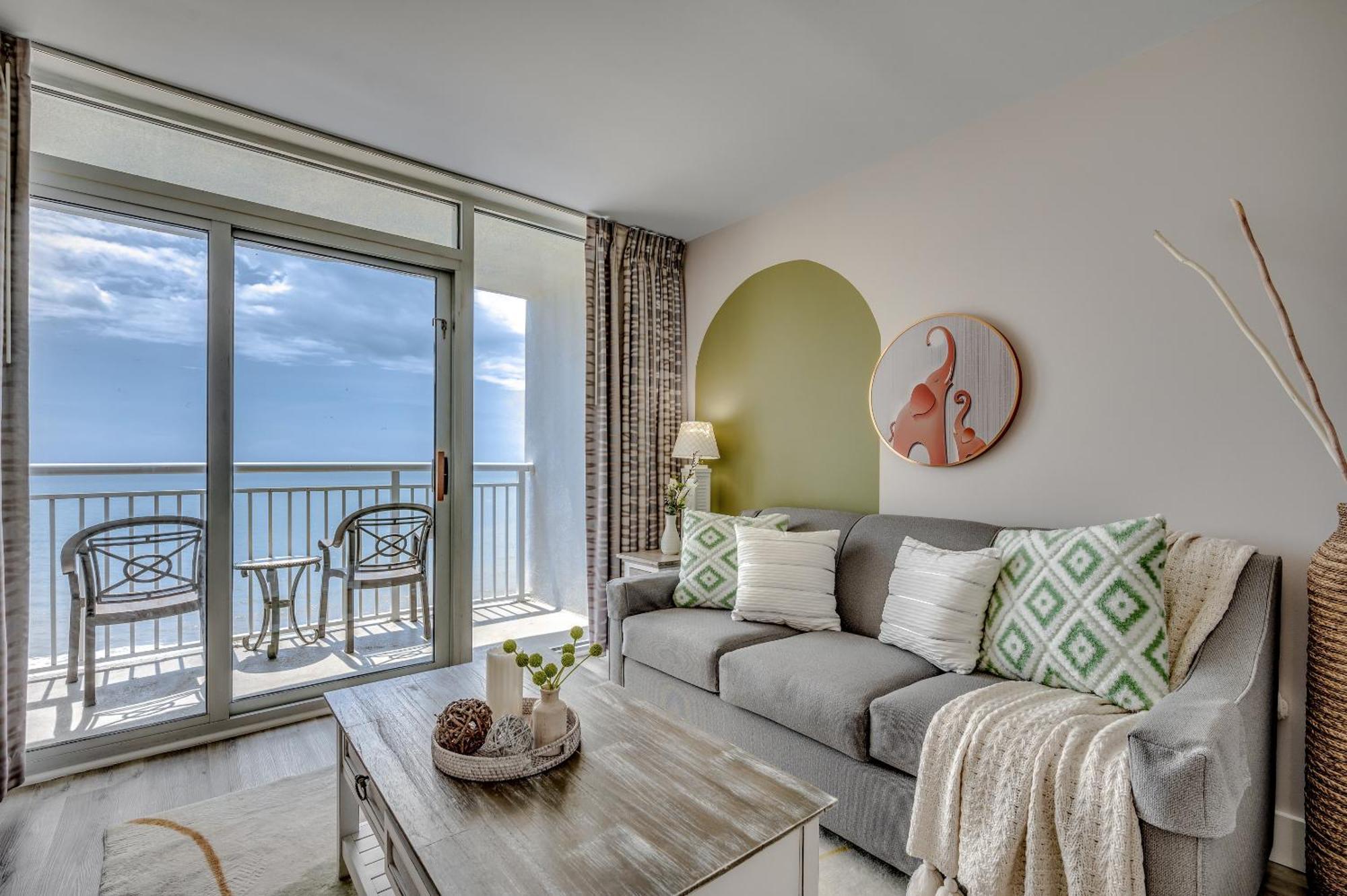 Newly Renovated Stylish For 6 * Myrtle Beach