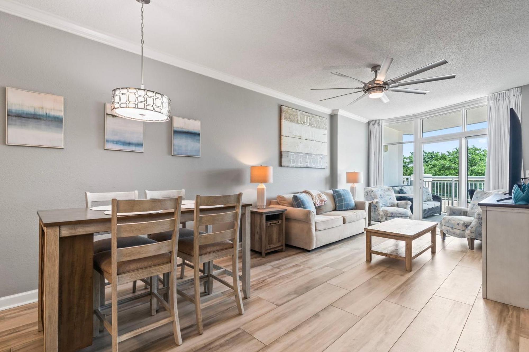 Apartment Horizon At 77th ~ Sleeps 8 ~ 2b/2b ~ Steps To Ocean *