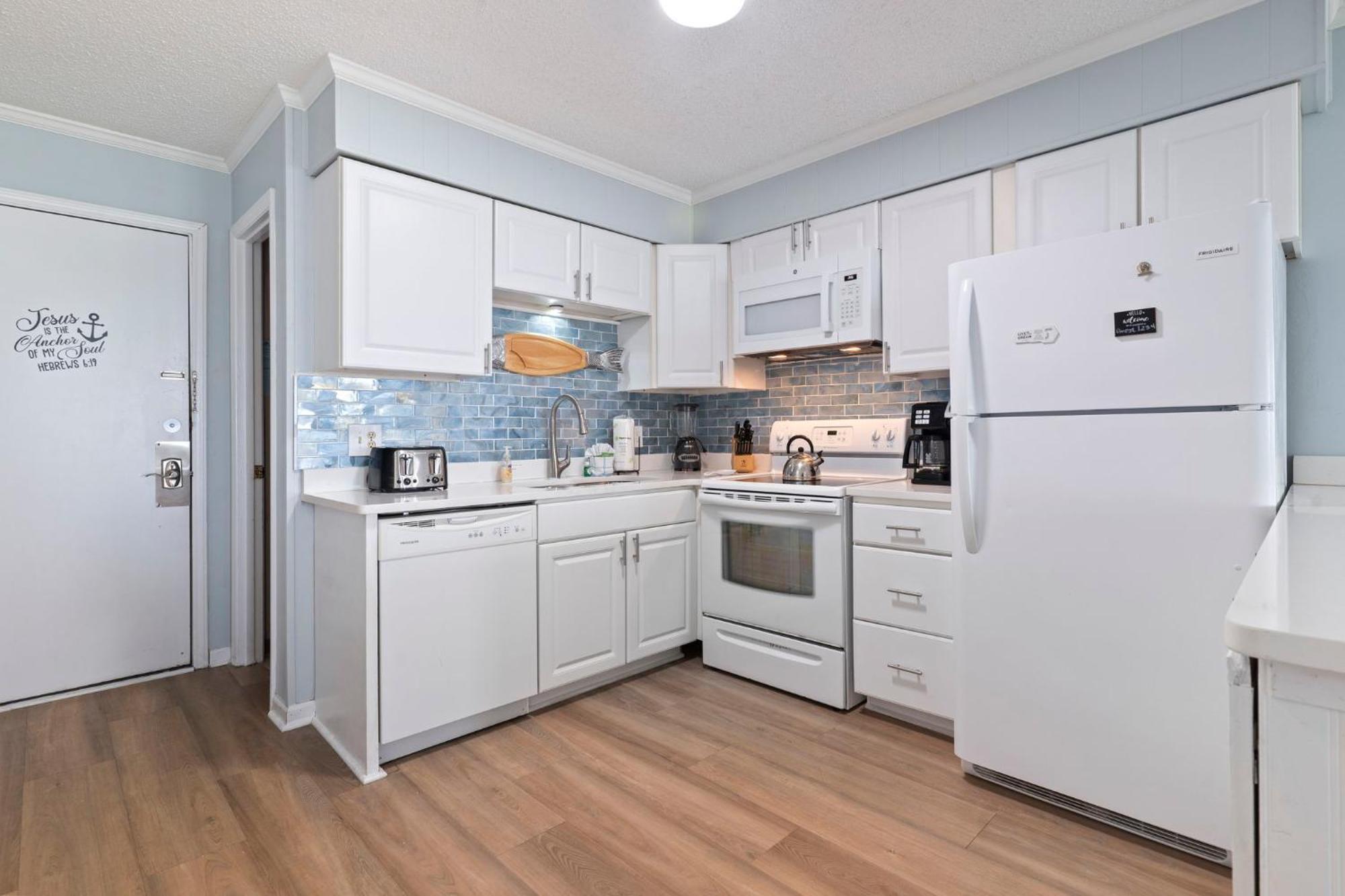 Beautifully Remodeled Oceanfront - Stunning Views - A-305 Holiday home Myrtle Beach
