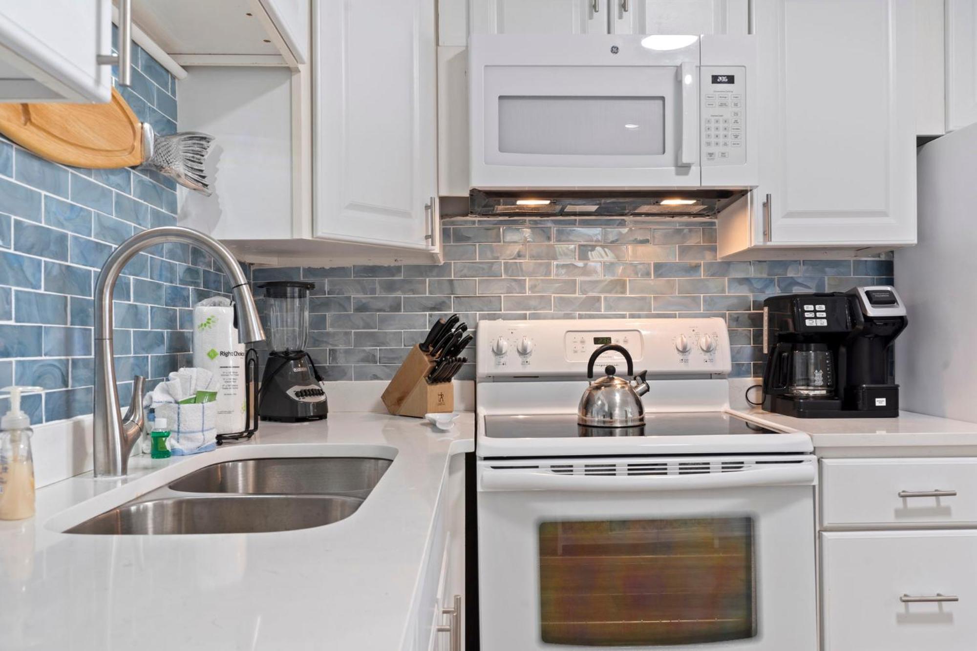 Holiday home Beautifully Remodeled Oceanfront - Stunning Views - A-305 Myrtle Beach