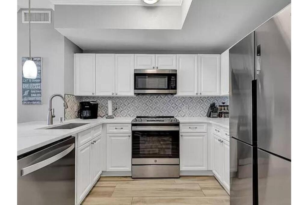 Horizon At 77th ~ Sleeps 8 ~ 2b/2b ~ Steps To Ocean * Myrtle Beach