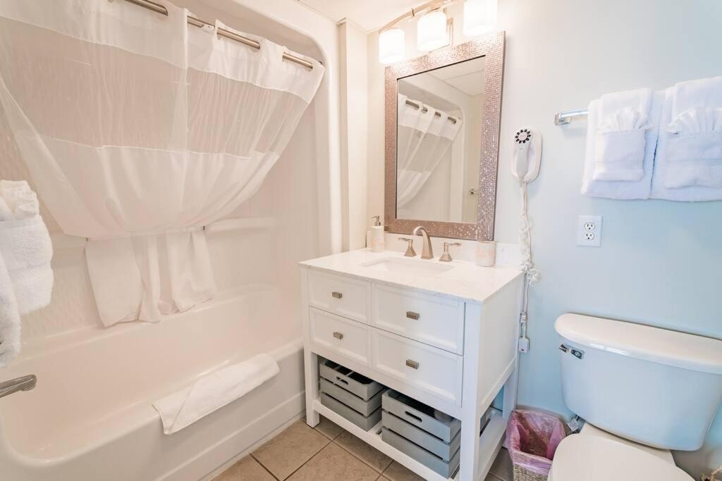 Camelot By The Sea, Unit 601, 3 Bedroom, 2 Bath, Direct Ocean Front, Park On Same Level As Apartment *