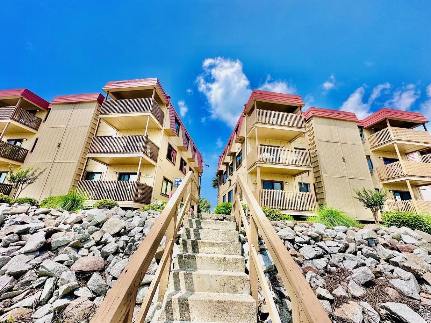 Apartment Inlet Point 4c