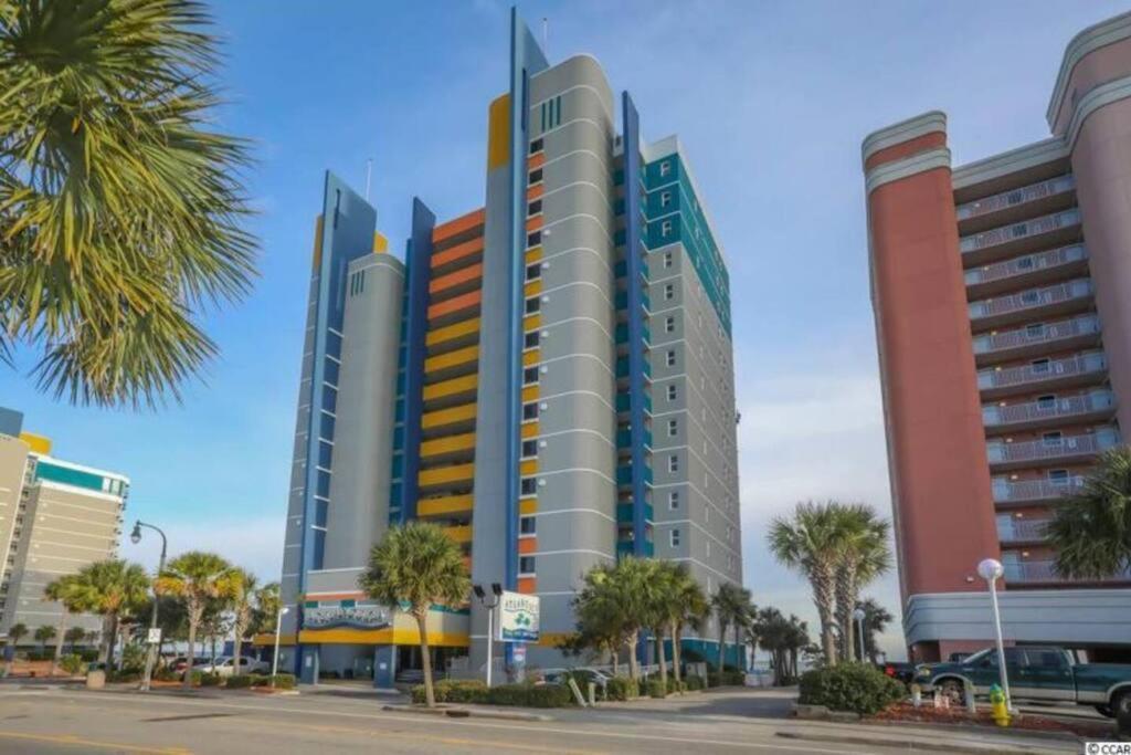 Oceanfront In Myrtle On Ar 5th Floor Apartment *